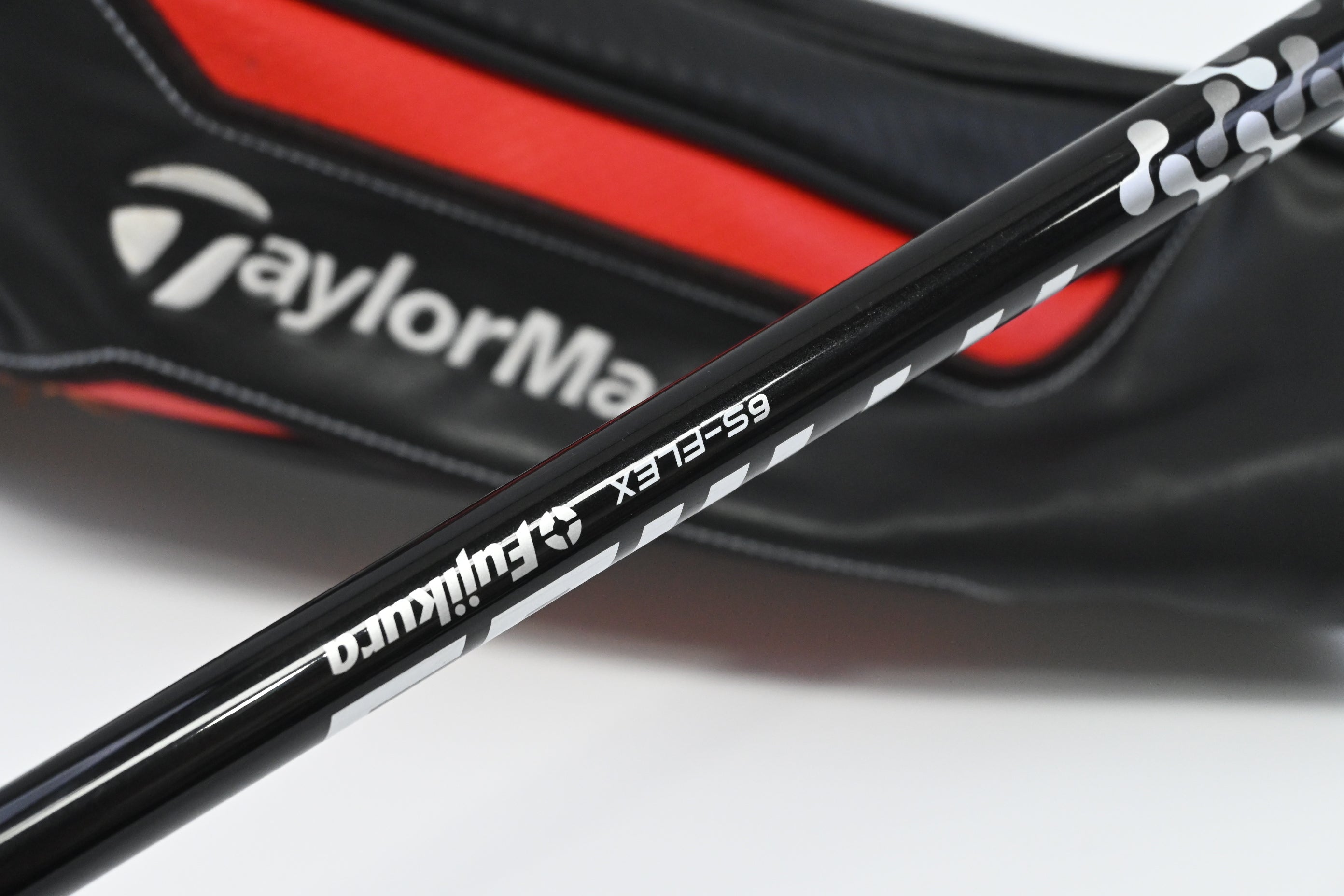 Taylormade M6 Driver / 10.5 Degree / Stiff Flex Fujikura Atmos Black 6 Shaft