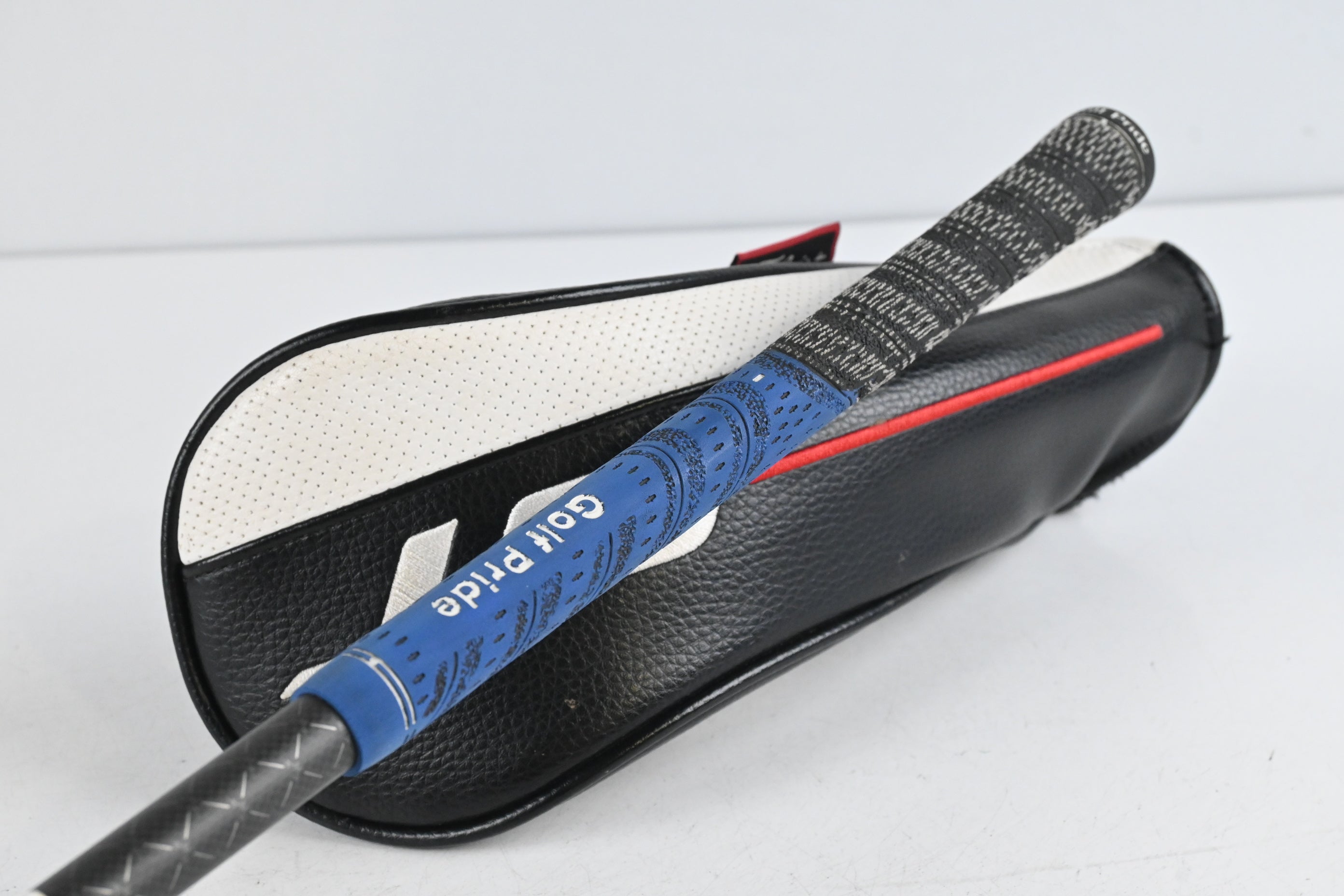 Titleist GT1 #3 Wood / 15 Degree / Regular Flex Tensei 1K Blue 75 Shaft