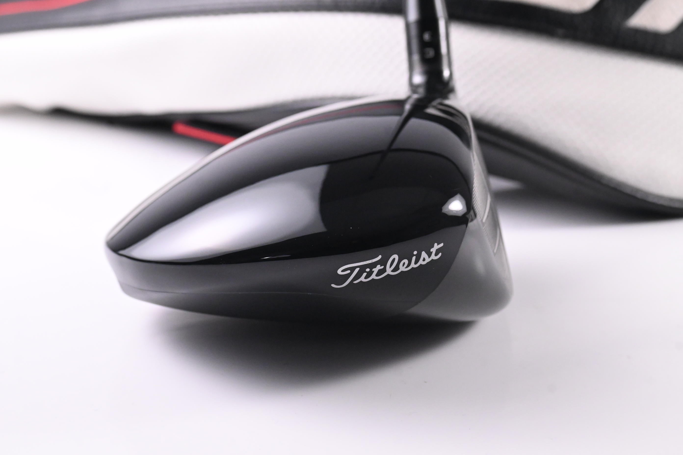 Titleist GT2 Driver / 10 Degree / Regular Flex Fujikura Ventus TR Red 5 Shaft