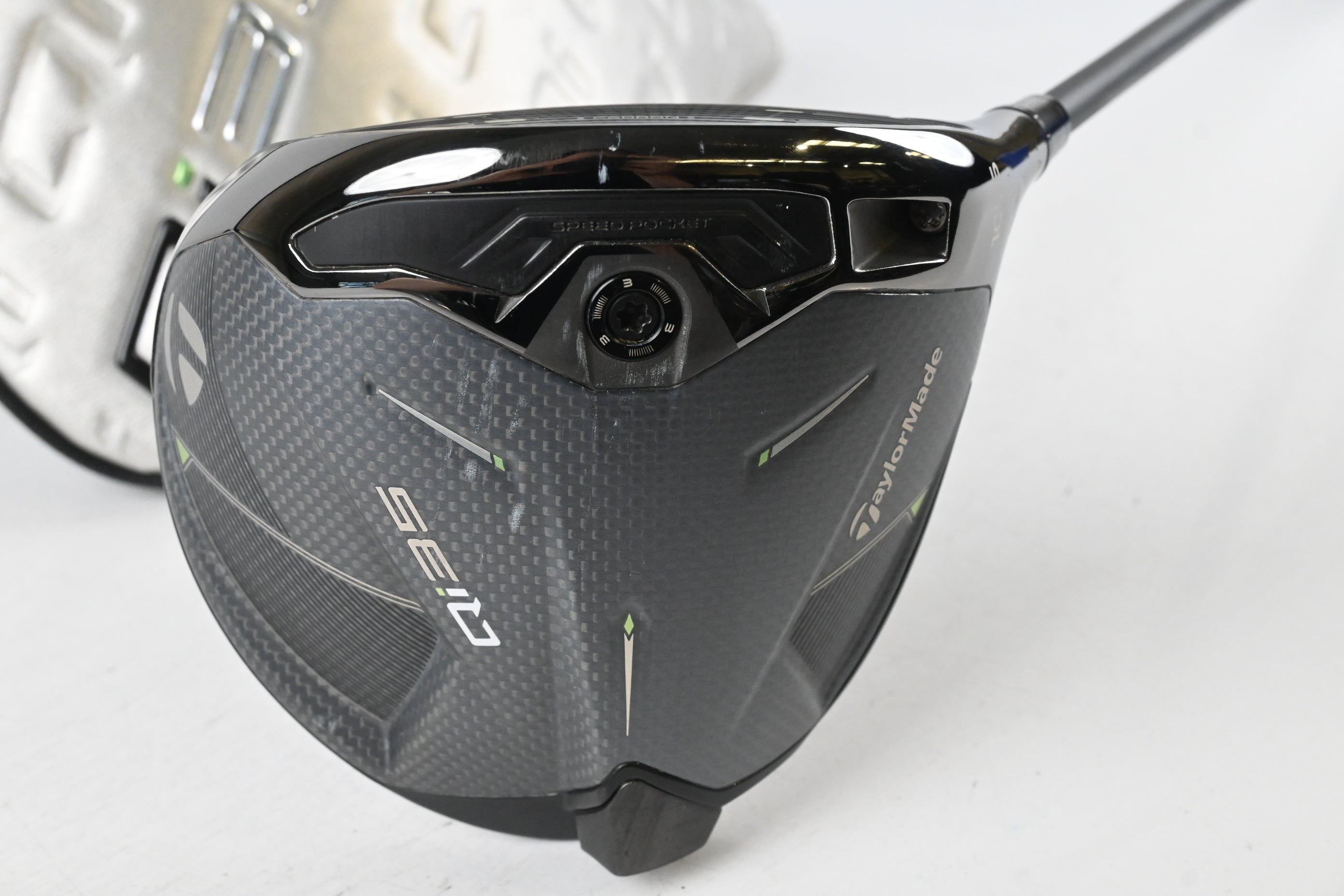 Taylormade Qi35 Driver / 10.5 Degree / Stiff Flex HZRDUS Black 60 Shaft