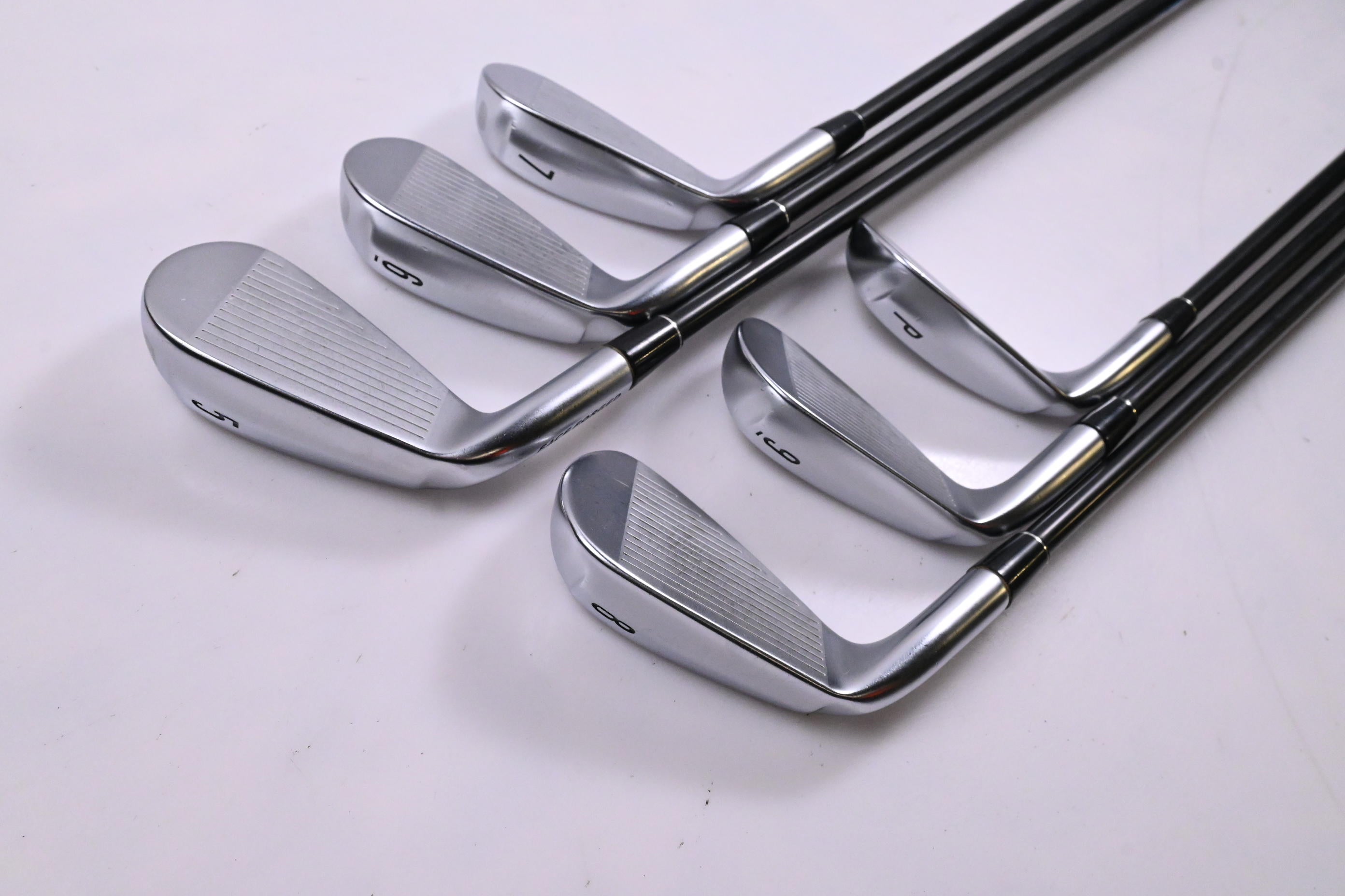 Srixon ZX4 Irons / 5-PW / Regular Flex Cypher 60 Shafts