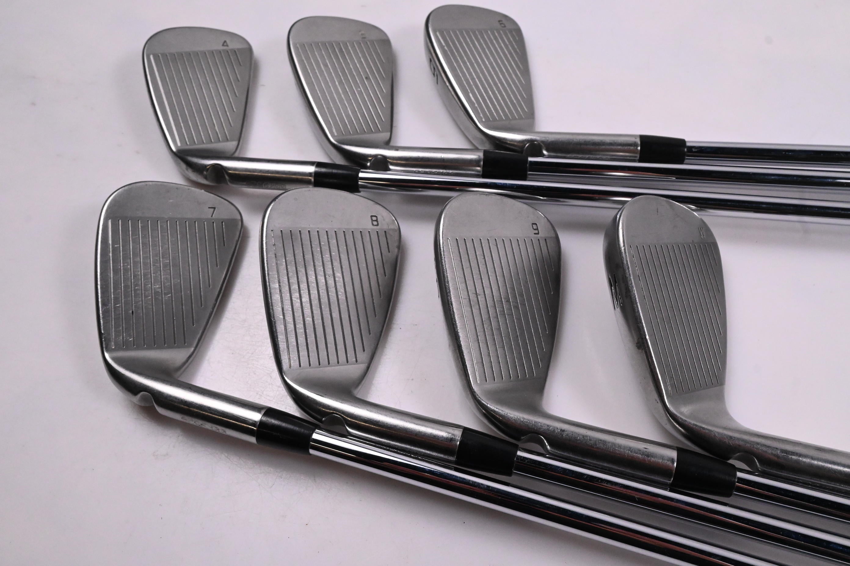 Ping i-Series E1 Irons / 4-PW / Blue Dot / Regular Flex Ping CFS Distance Shafts