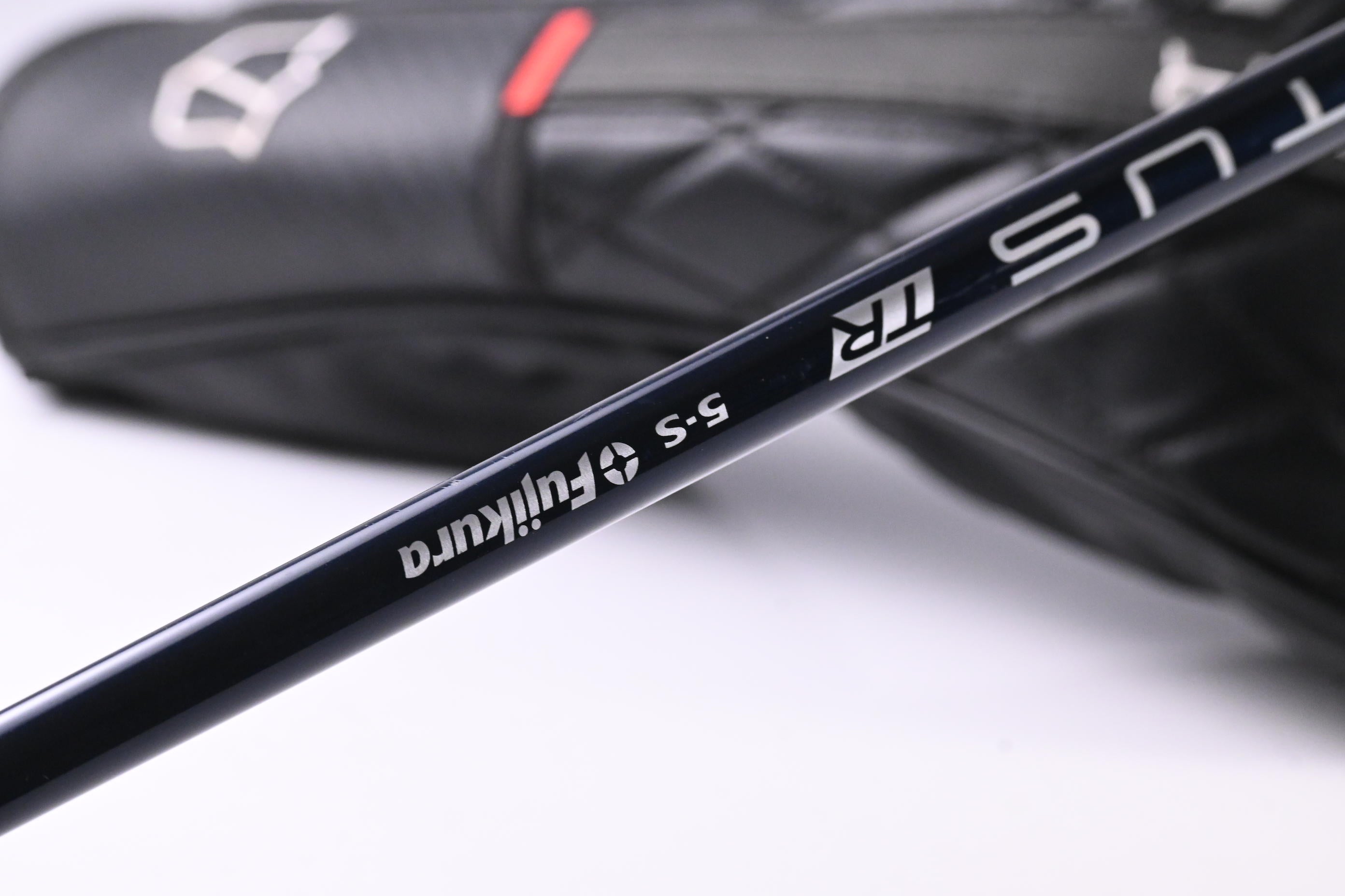 Wilson DYNAPWR Carbon 2025 Driver / 10.5 Degree / Stiff Flex Ventus TR Blue 5