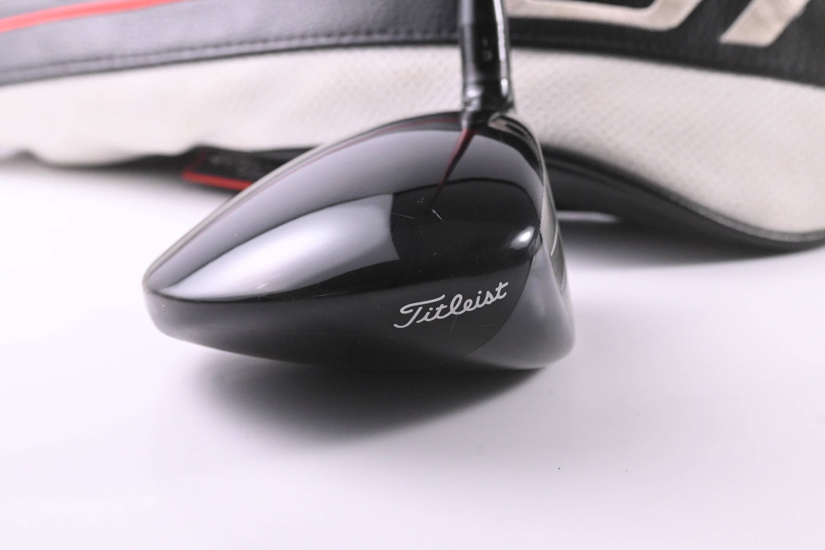 Titleist GT3 Driver / 8 Degree / Regular Flex Project X Denali Red 50 Shaft