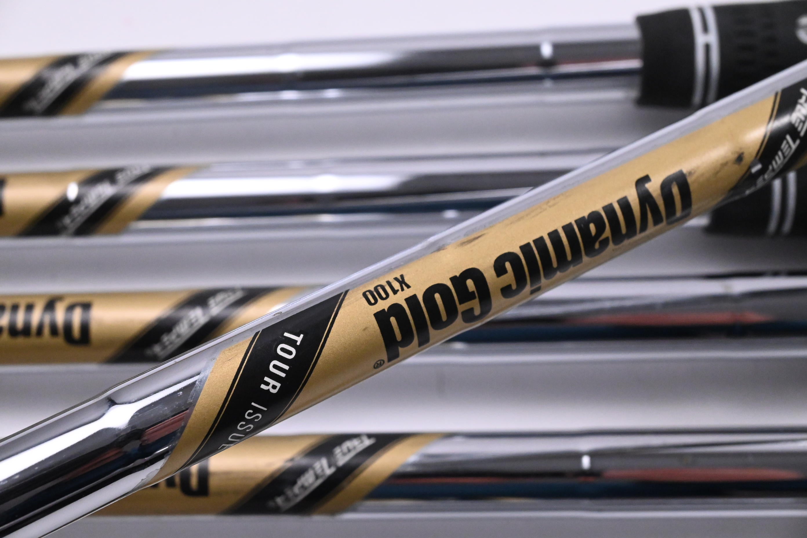 Titleist CB 620 Irons / 4-9I / X-Flex True Temper Dynamic Gold X100 Shafts