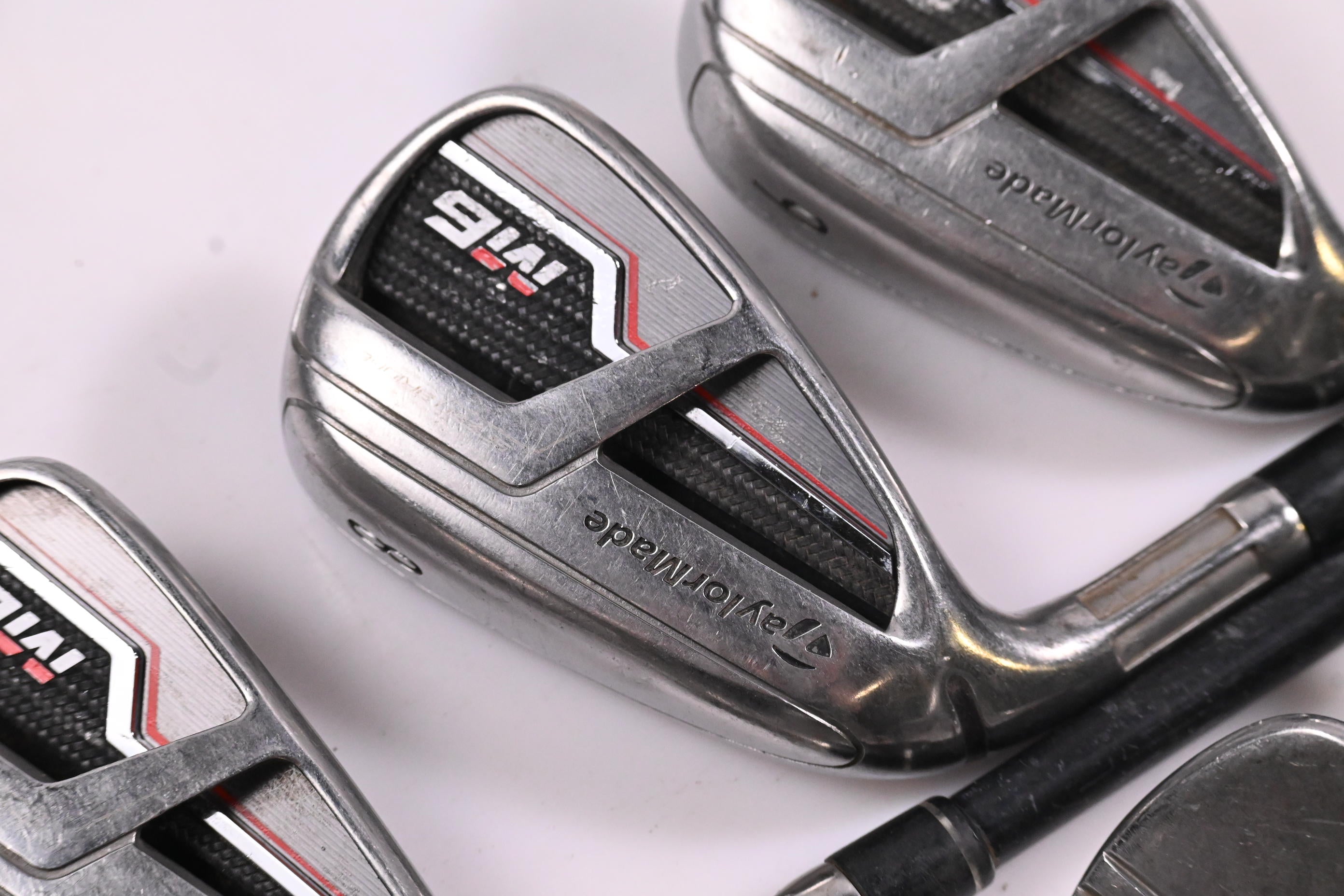 Left Hand Taylormade M6 Irons / 7-PW+GW+SW / Regular Flex Atmos Orange 6