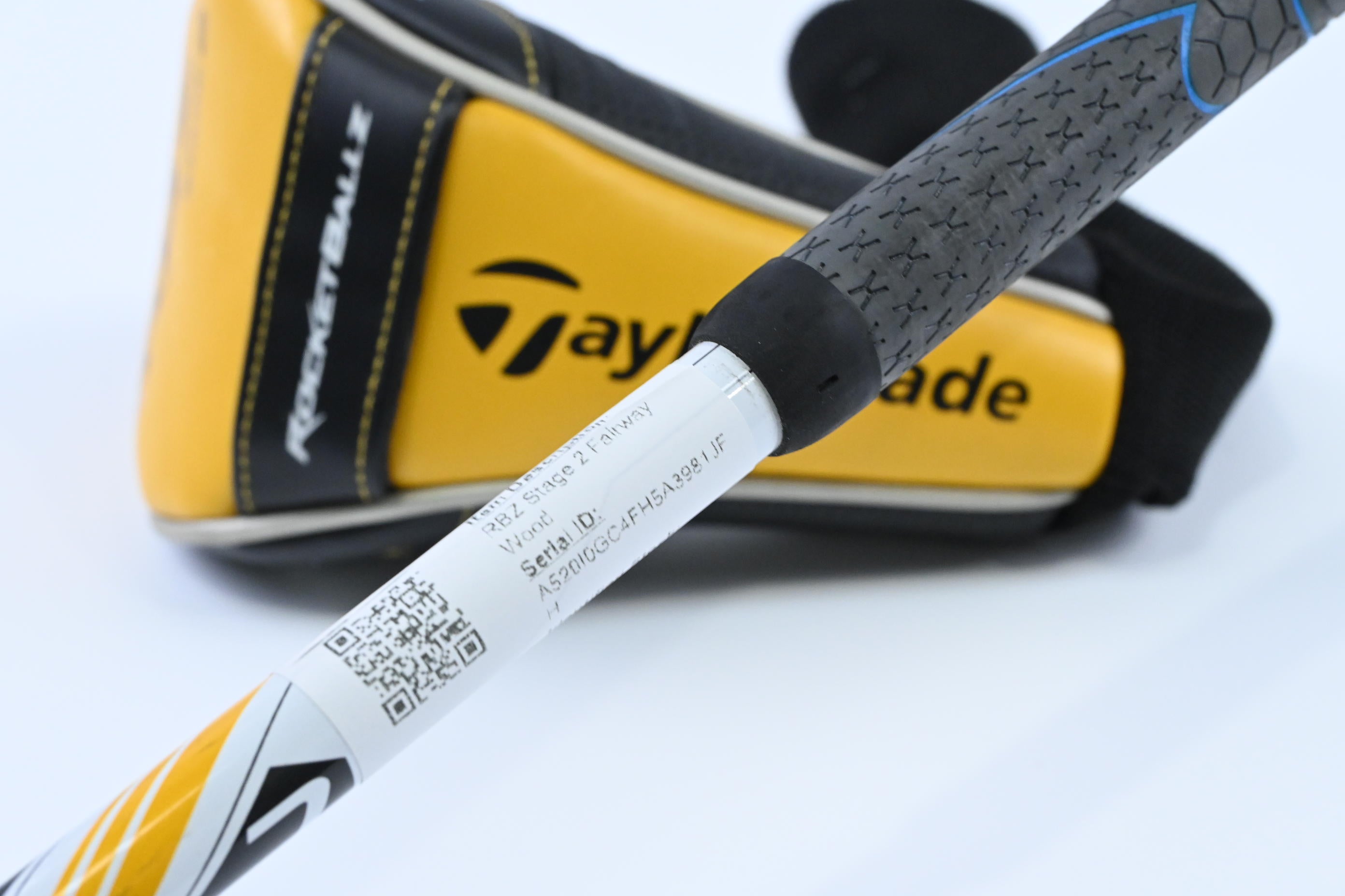 Ladies Taylormade RBZ Stage 2 #3 Wood / 17 Degree / Ladies Flex RocketFuel 50