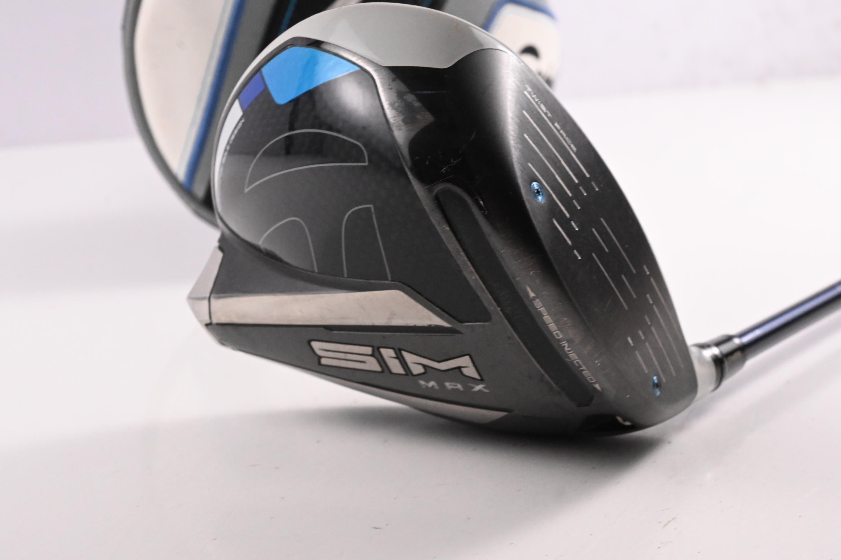 Taylormade SIM Max Driver / 9 Degree / Stiff Flex Fujikura Ventus Blue 6 Shaft