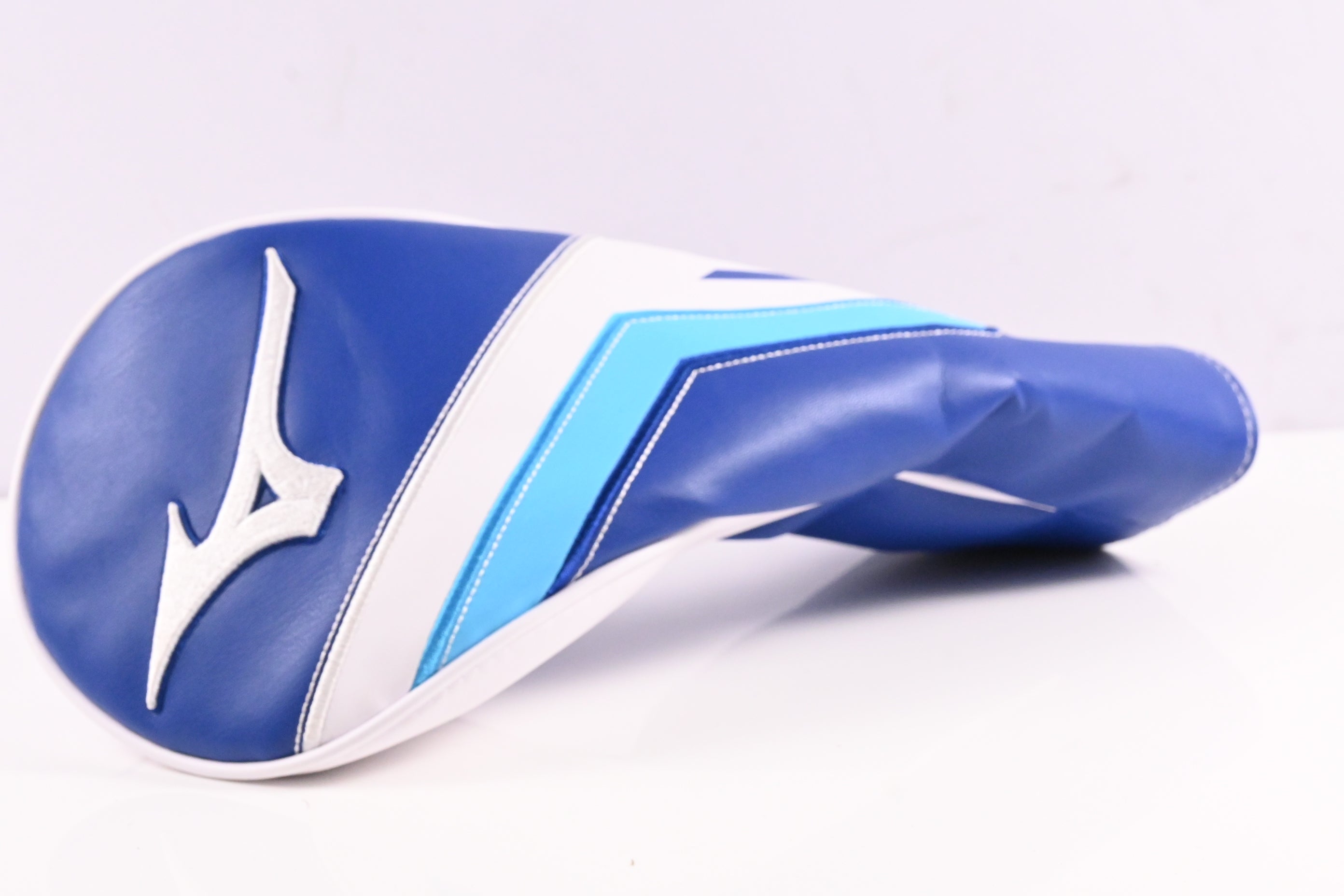 Mizuno ST-X 230 Driver / 9.5 Degree / Stiff Flex Adila Ascent 60 Shaft