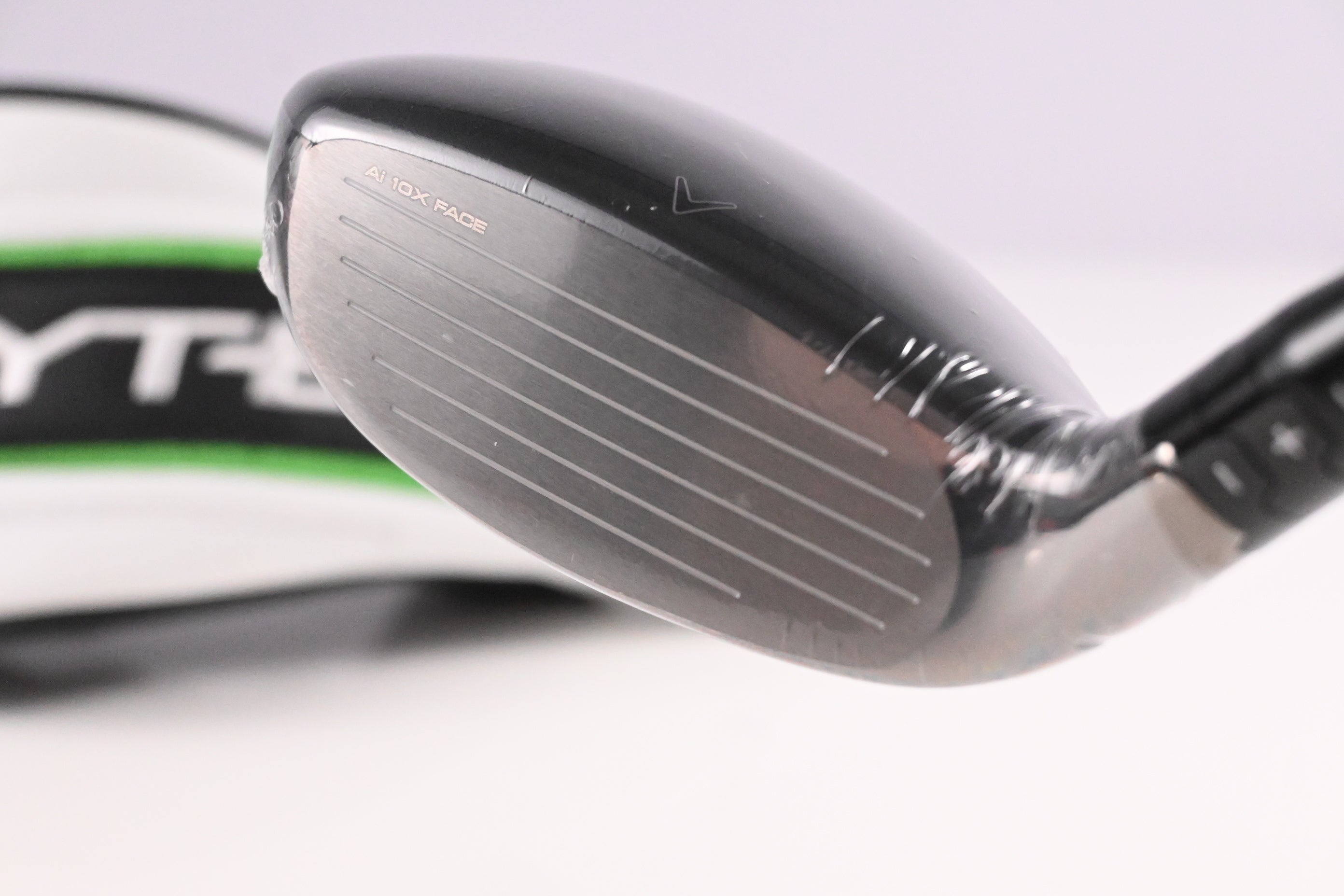 Callaway Elyte #4 Hybrid / 22 Degree / Regular Flex Denali Charcoal 60 Shaft