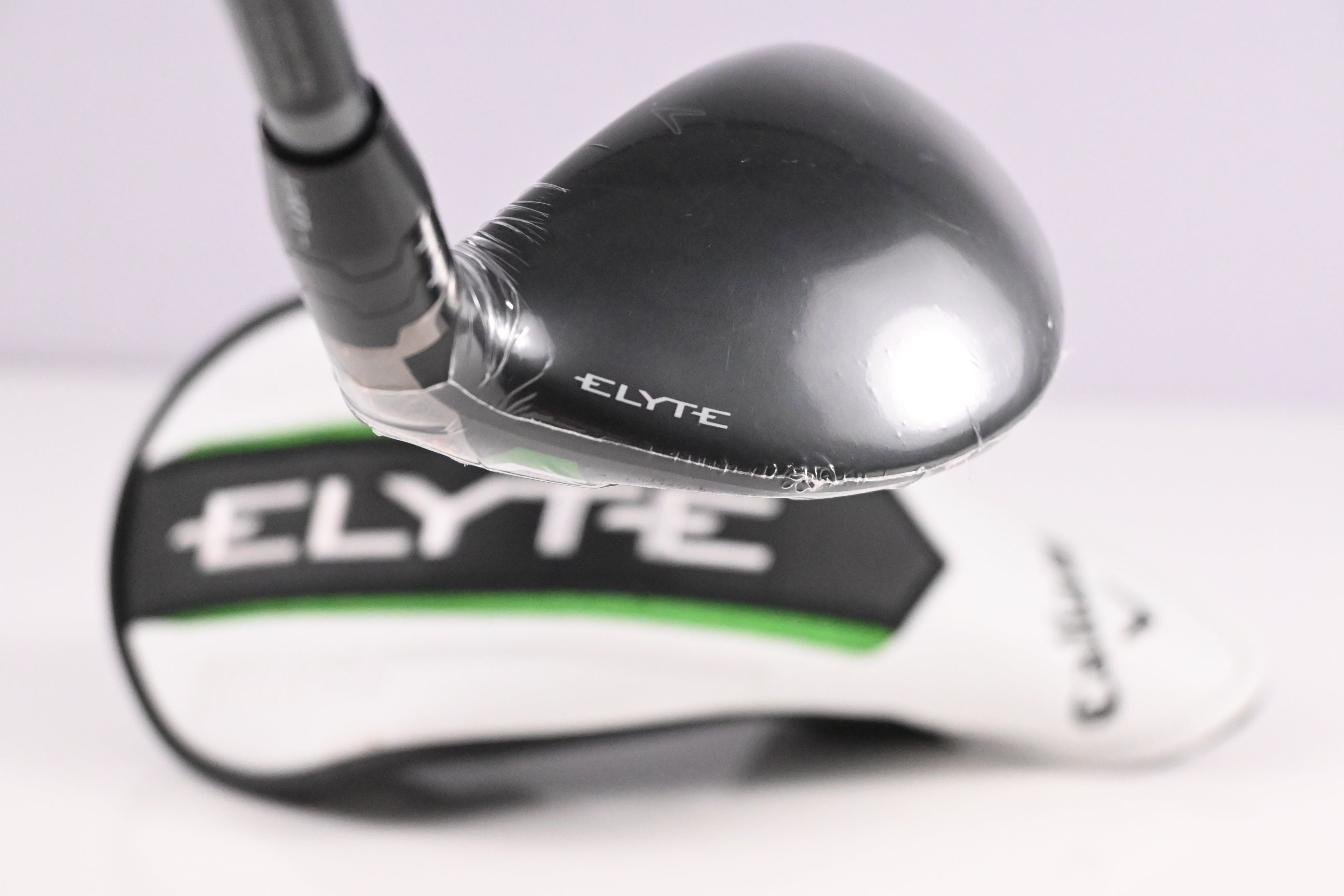 Callaway Elyte #4 Hybrid / 22 Degree / Regular Flex Denali Charcoal 60 Shaft