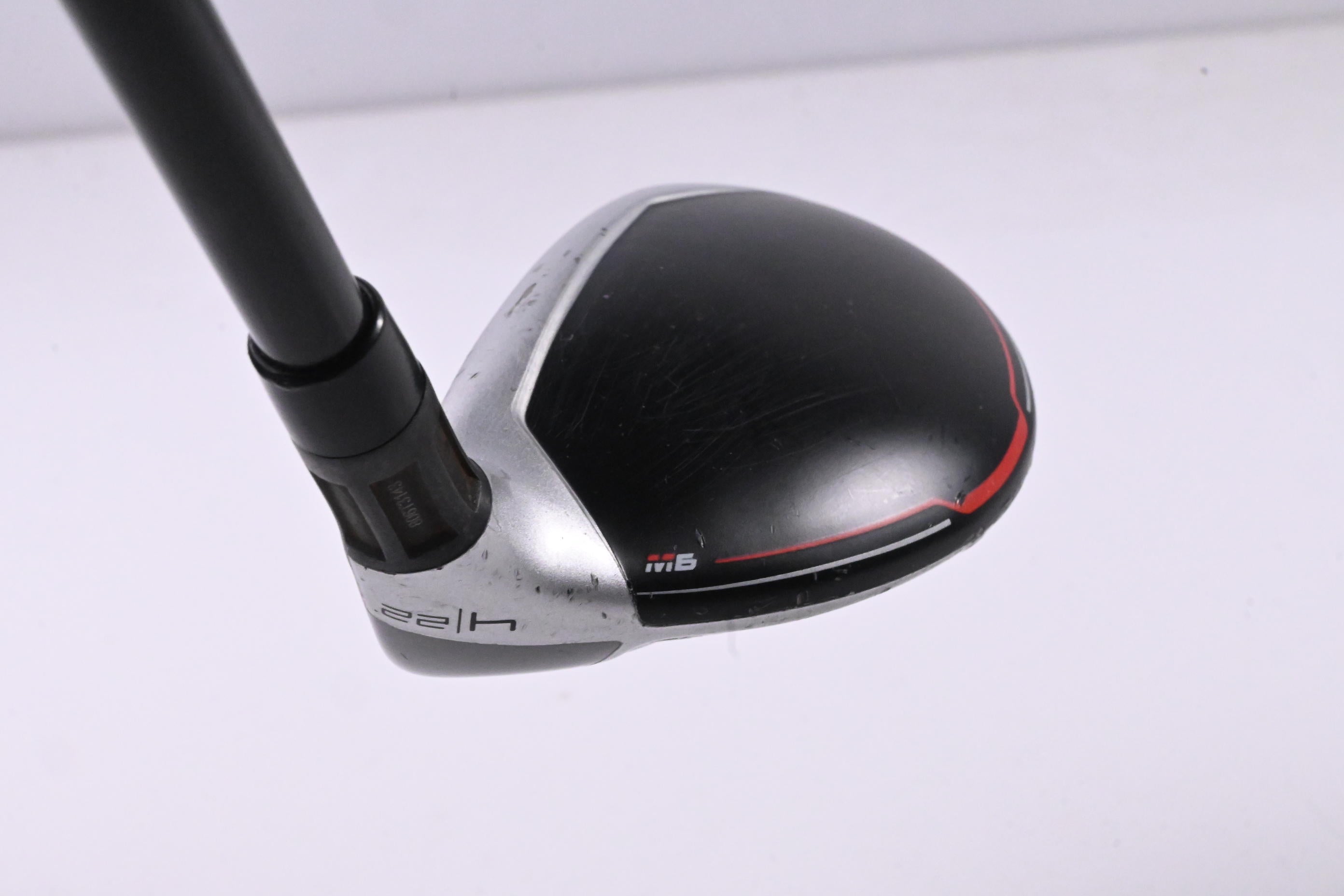 Taylormade M6 #4 Hybrid / 22 Degree / Regular Flex Fujikura Atmos Orange 6 Shaft