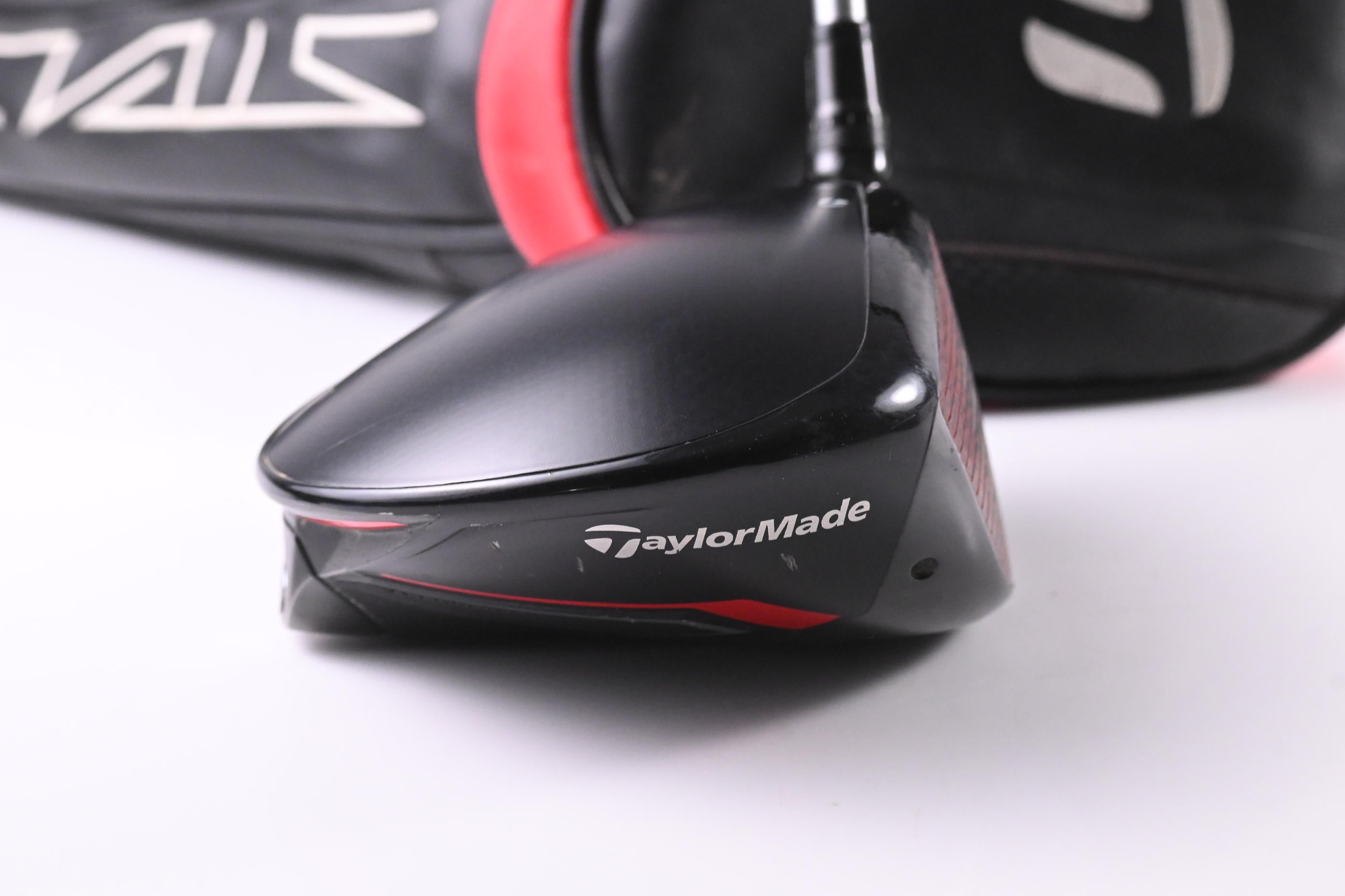 Taylormade Stealth Driver / 10.5 Degree / Stiff Flex Kuro Kage Silver 60 Shaft
