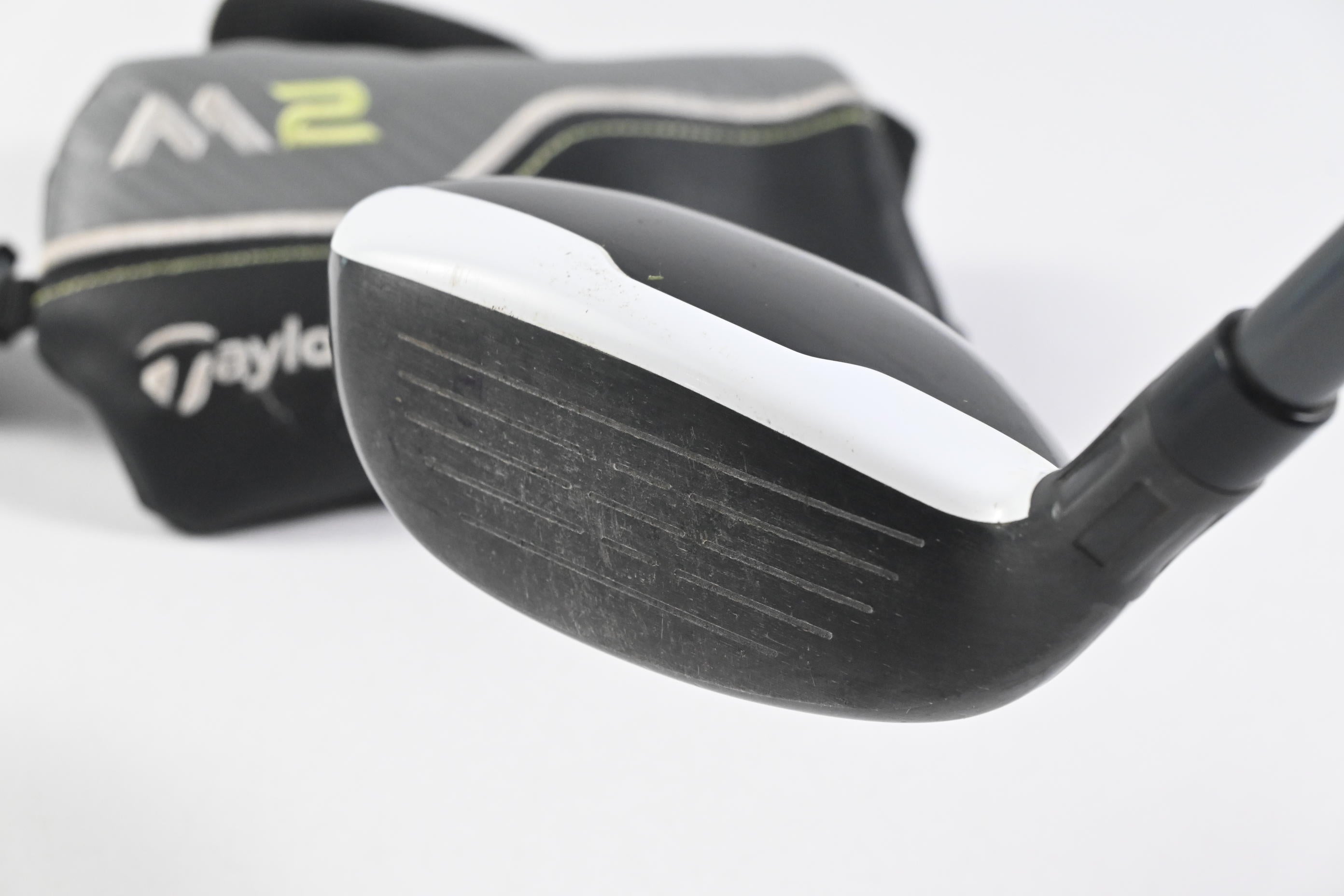 Taylormade M2 2017 #3 Hybrid / 19 Degree / Regular Flex REAX 65 Shaft