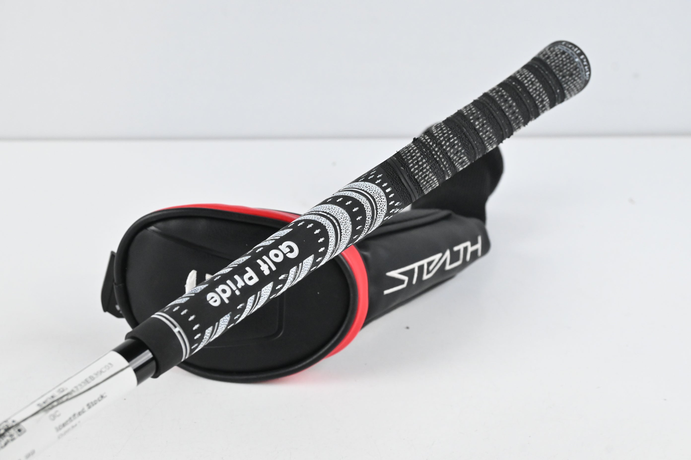 Taylormade Stealth #3 Hybrid / 19 Degree / Stiff Flex Fujikura Ventus 7 Shaft