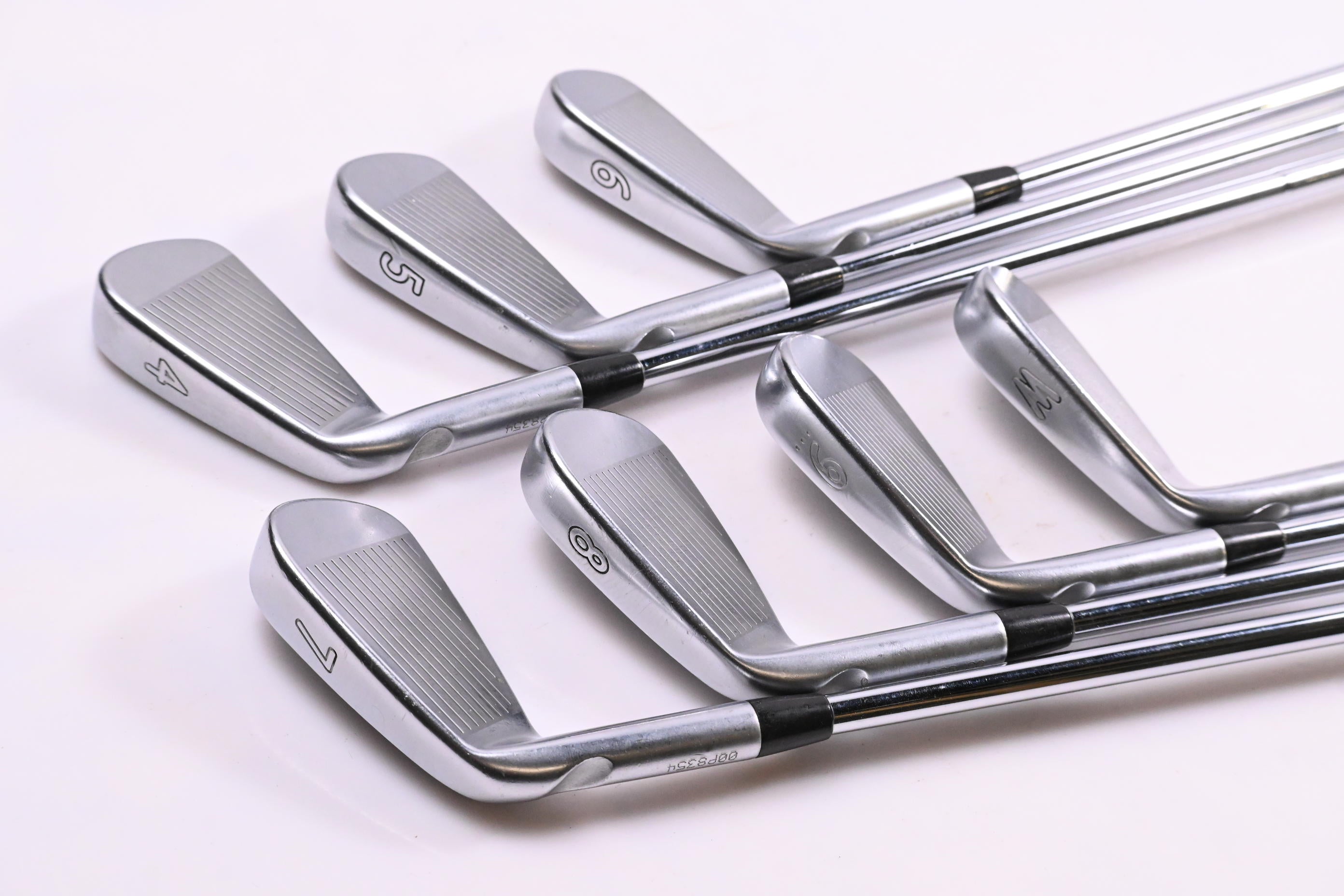 Ping iBlade Irons / 4-PW / Blue Dot / Stiff Flex Dynamic Gold S300 Shafts