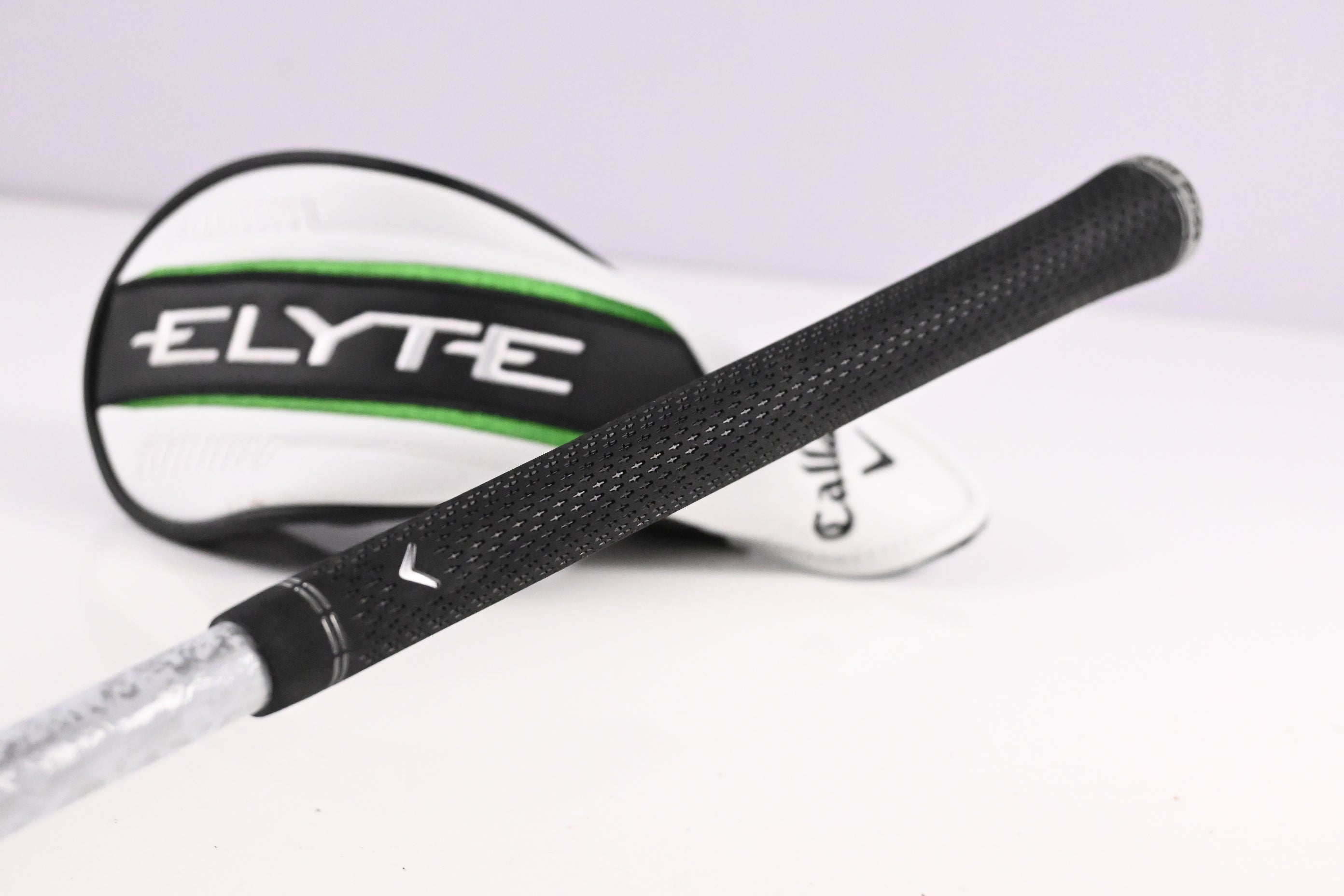 Callaway Elyte #4 Hybrid / 22 Degree / Regular Flex Denali Charcoal 60 Shaft
