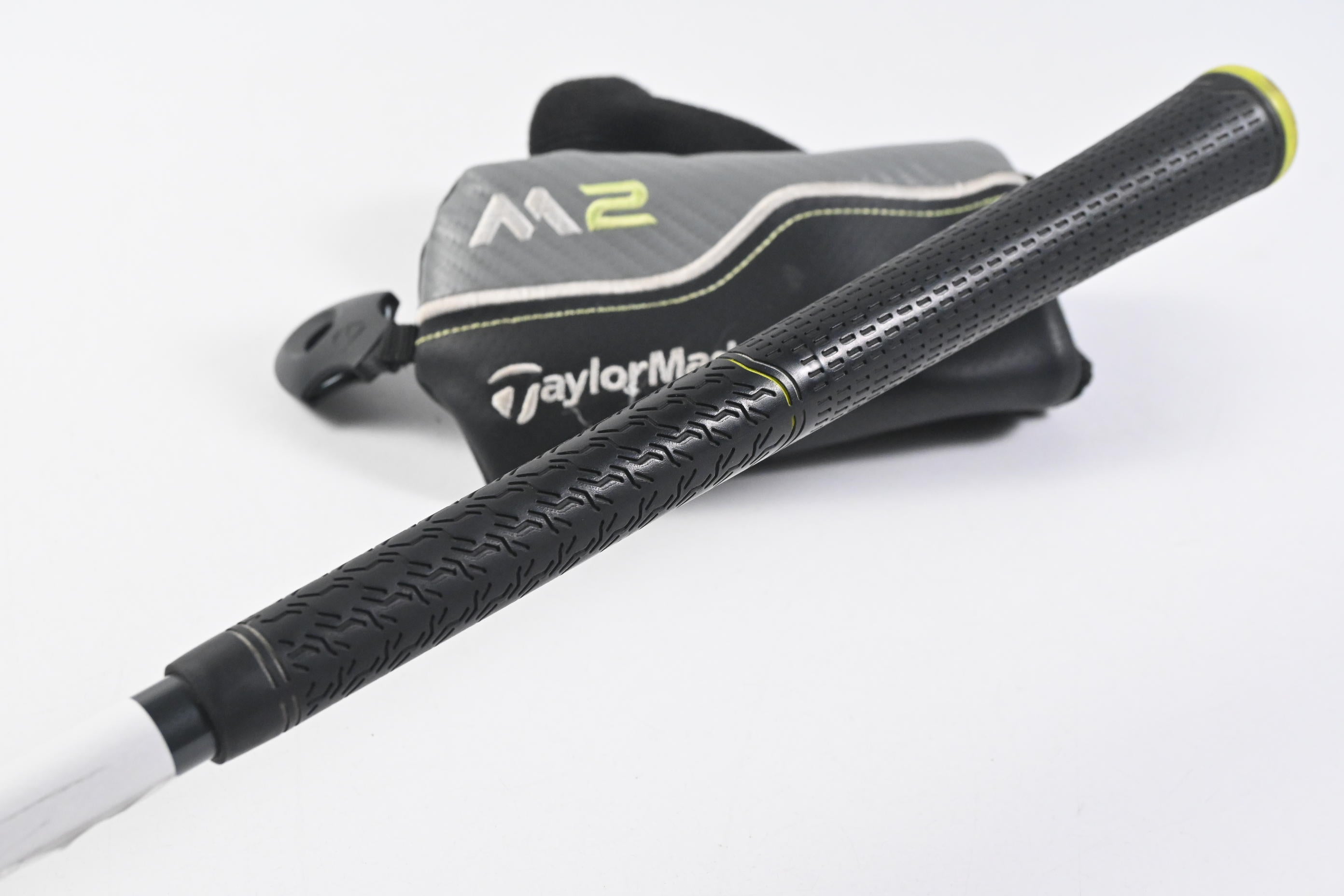 Taylormade M2 2017 #3 Hybrid / 19 Degree / Regular Flex REAX 65 Shaft