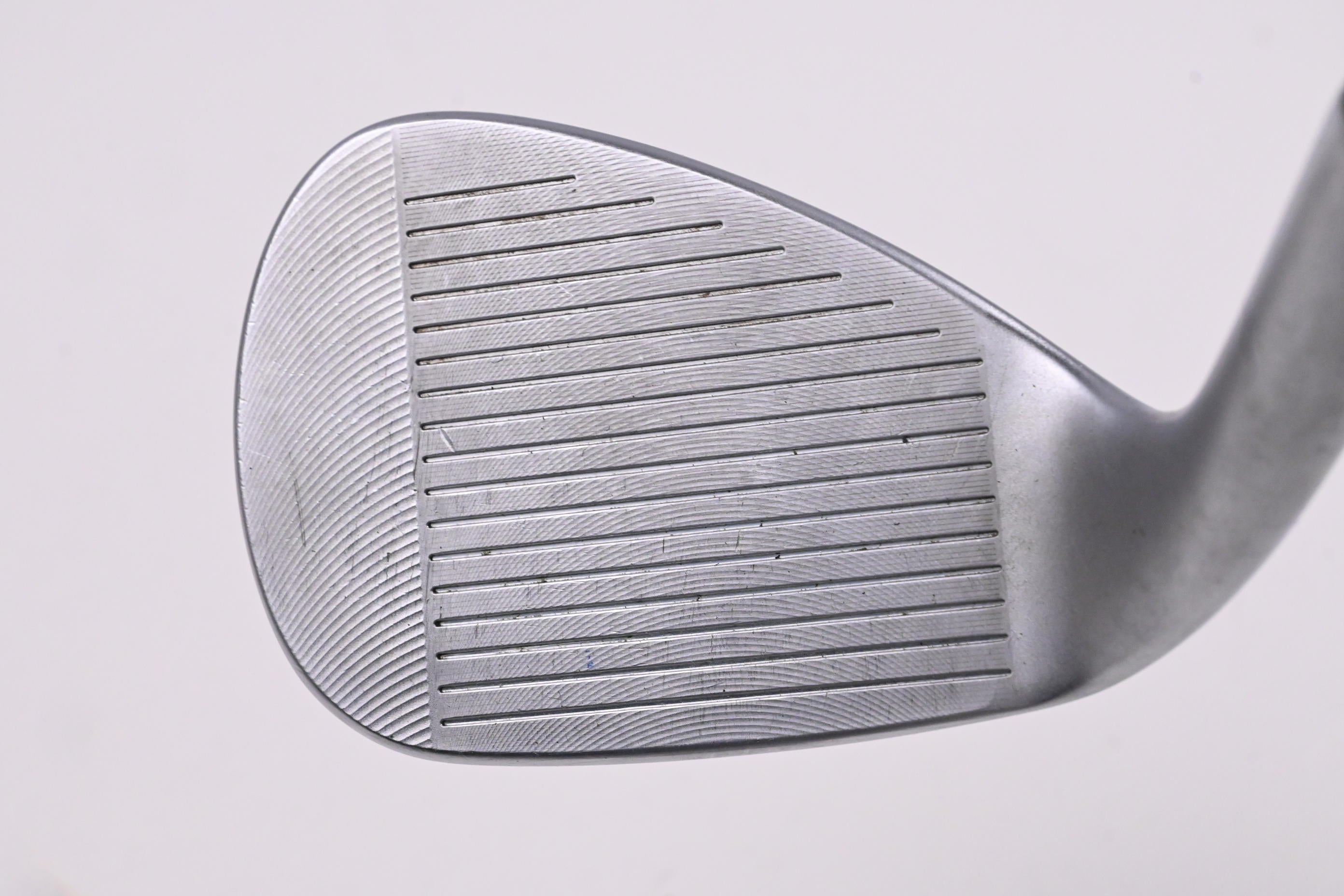 Cleveland CBX 2 Gap Wedge / 52 Degree / Wedge Flex Rotex Shaft