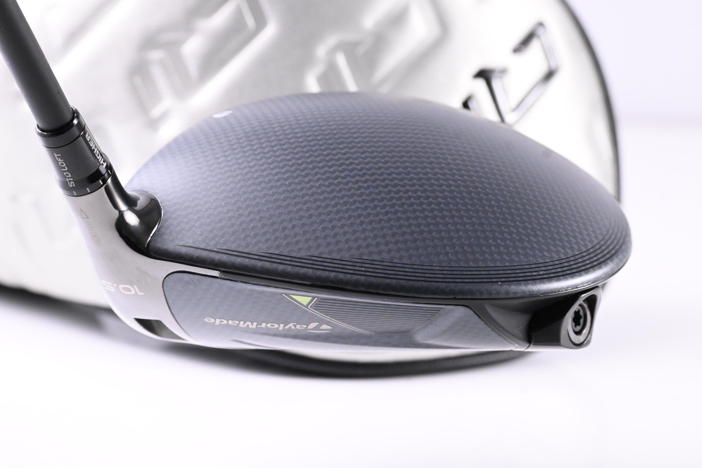 Taylormade Qi35 Driver / 10.5 Degree / Regular Flex Project X Cypher 2.0 50