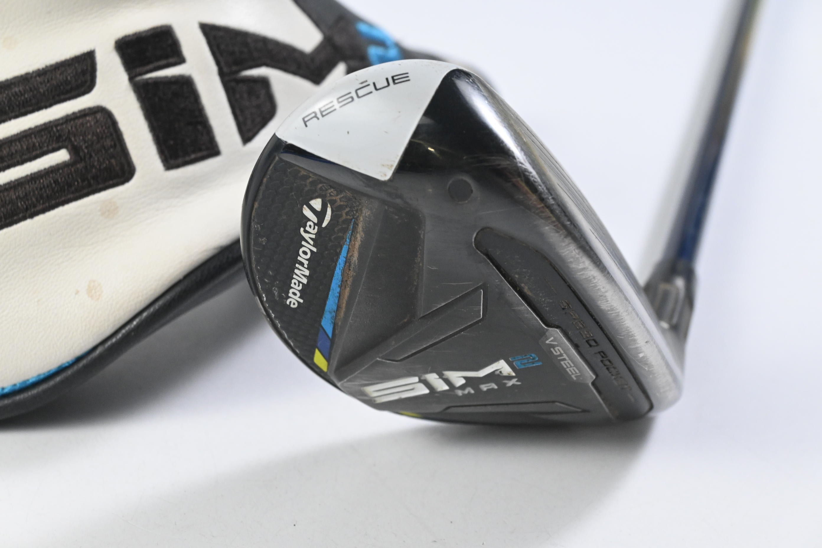 Taylormade SIM2 Max #3 Hybrid / 19 Degree / Regular Flex Ventus Blue 6 Shaft