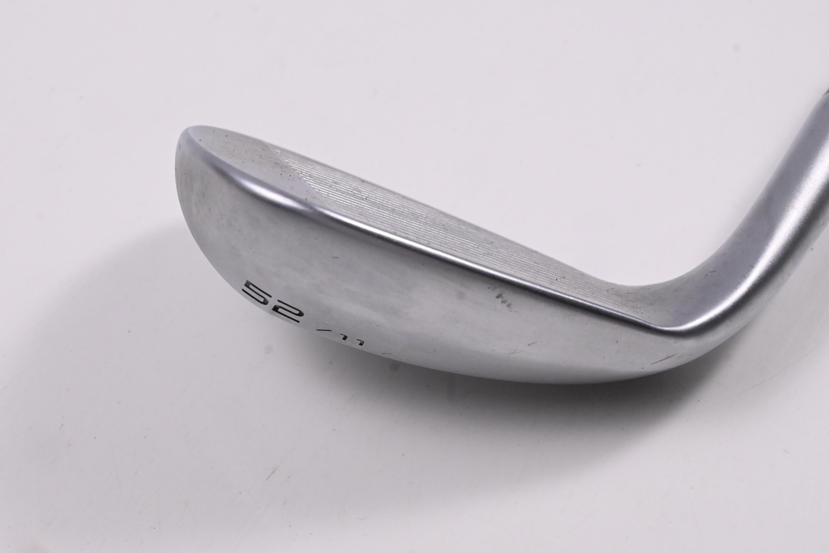 Cleveland CBX 2 Gap Wedge / 52 Degree / Wedge Flex Rotex Shaft