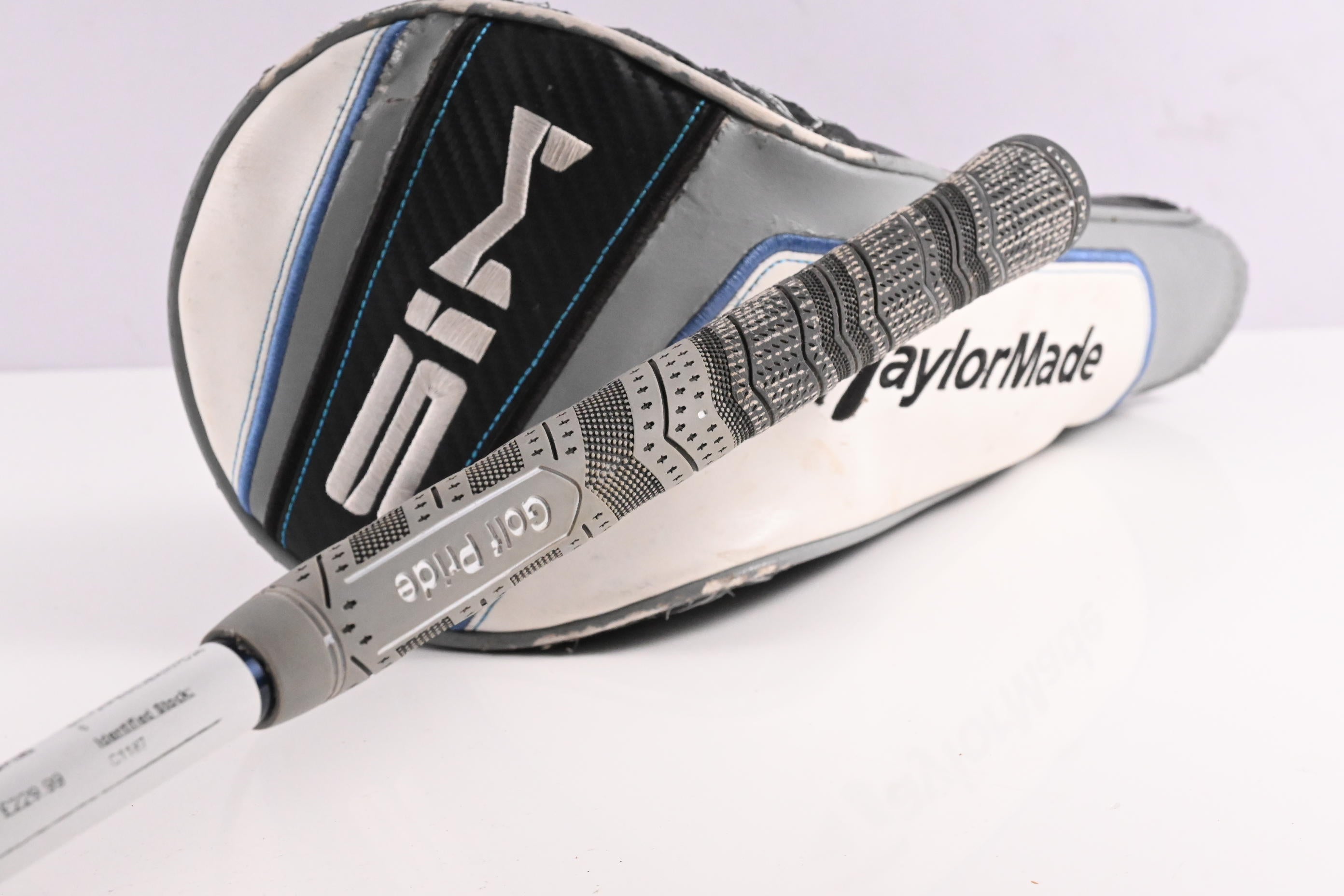 Taylormade SIM Max Driver / 9 Degree / Stiff Flex Fujikura Ventus Blue 6 Shaft