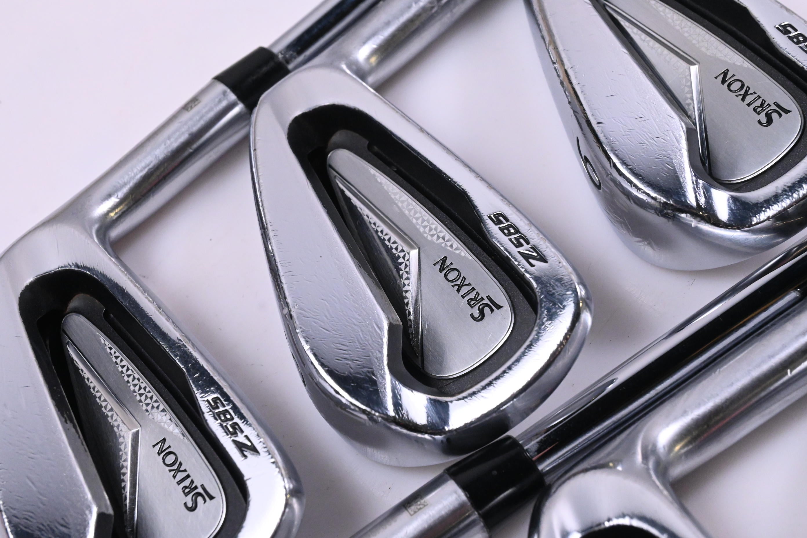 Srixon Z-585 Irons / 4-9i / Regular Flex Dynamic Gold 95 R300 Shafts