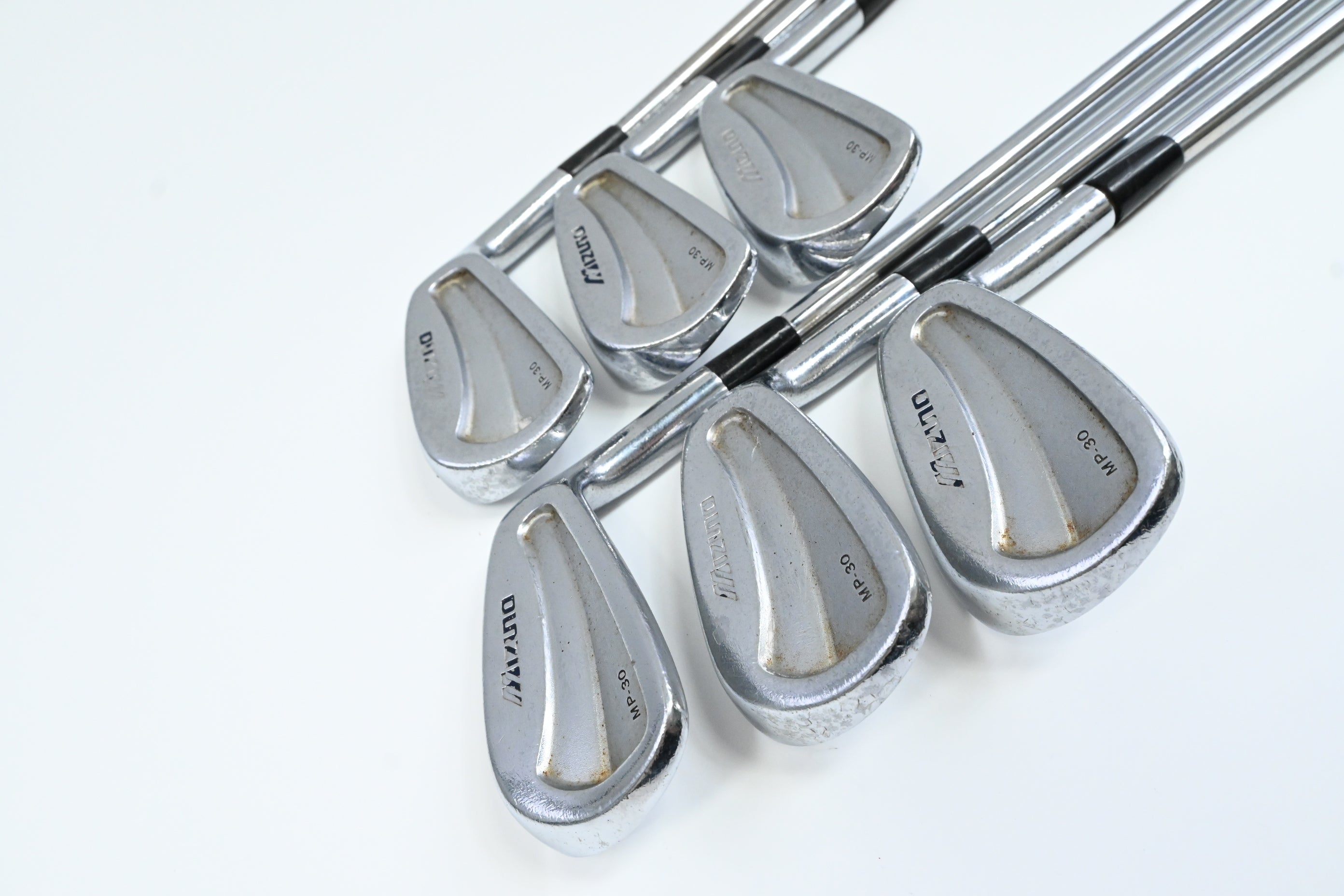 Mizuno MP-30 Irons / 5-PW / Regular Flex Dynamic Gold R300 Shafts