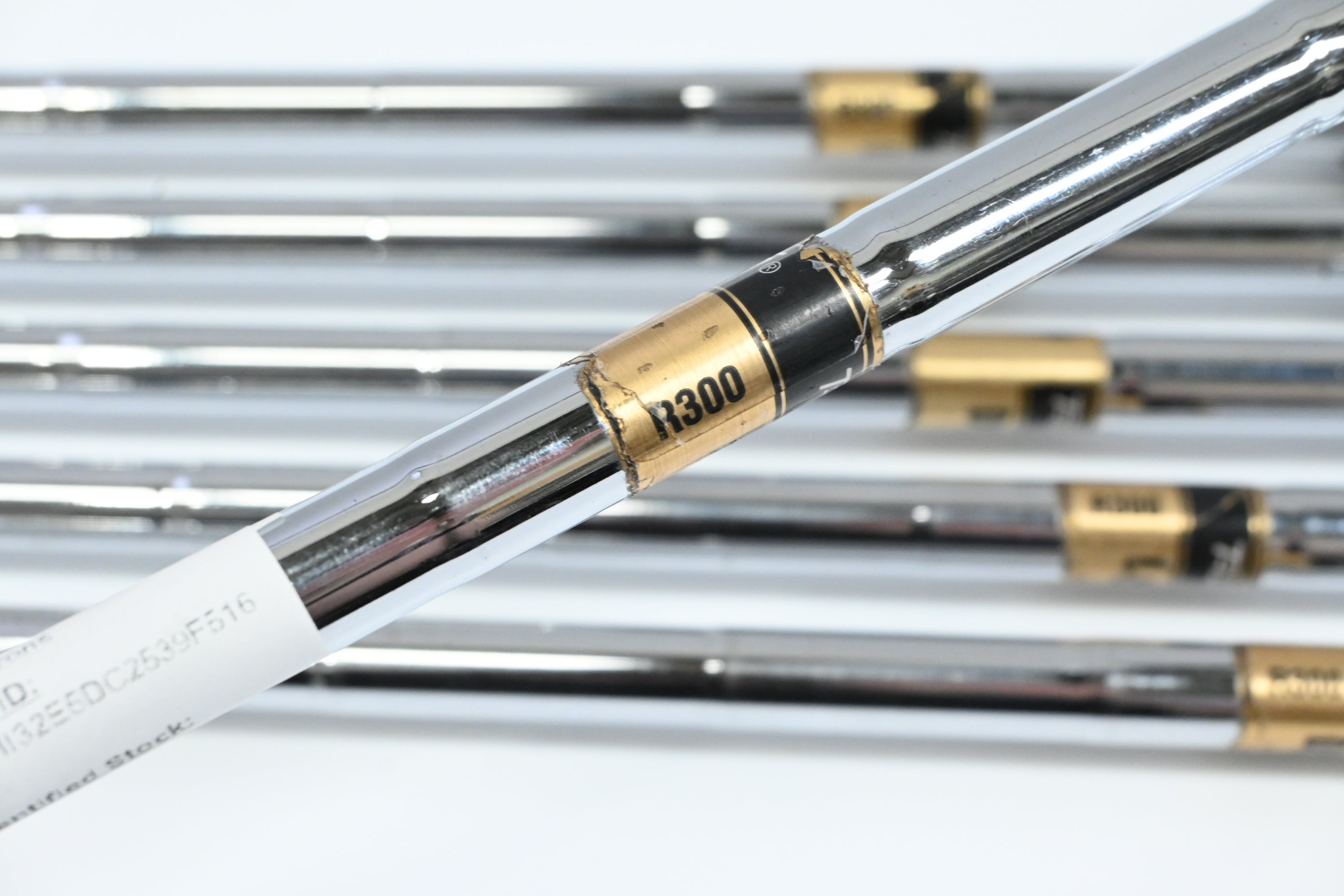 Mizuno MP-30 Irons / 5-PW / Regular Flex Dynamic Gold R300 Shafts