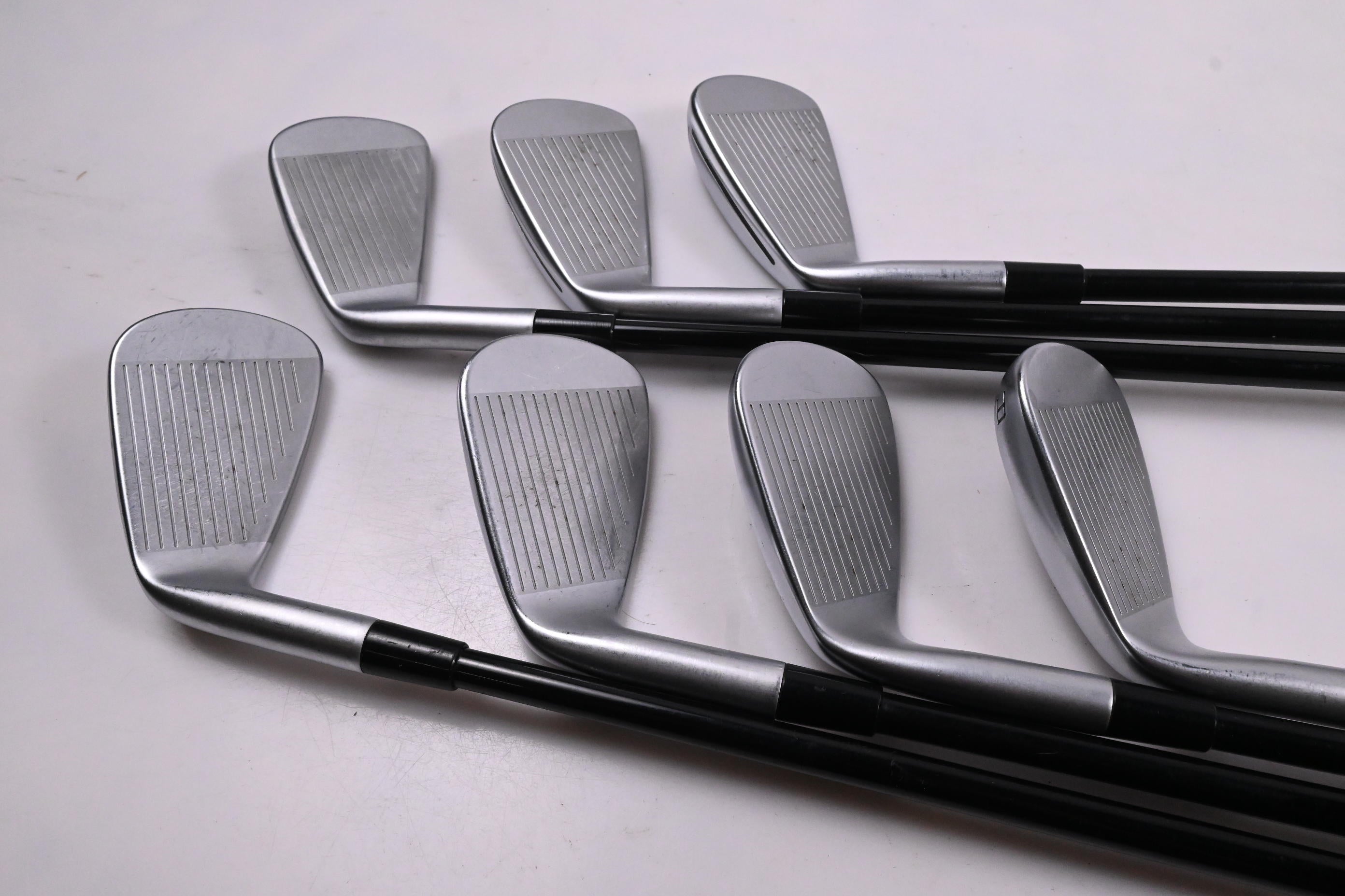 Taylormade P790 2023 Irons / 5-PW+GW / Senior Flex Ventus Red 5 Shafts