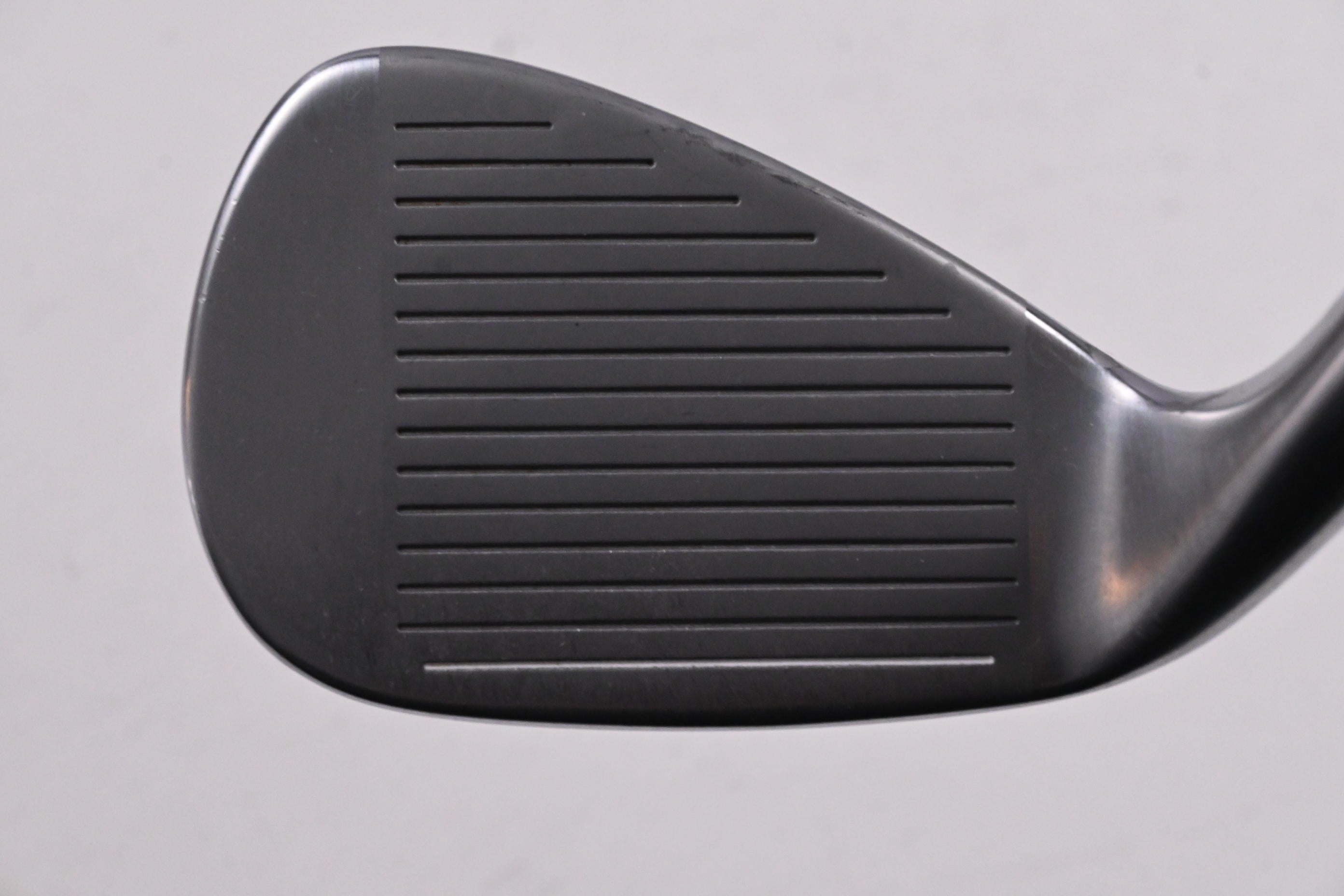 Taylormade Qi Pitching Wedge / 43 Degree / Regular Flex KBS MAX MT 85 Shaft