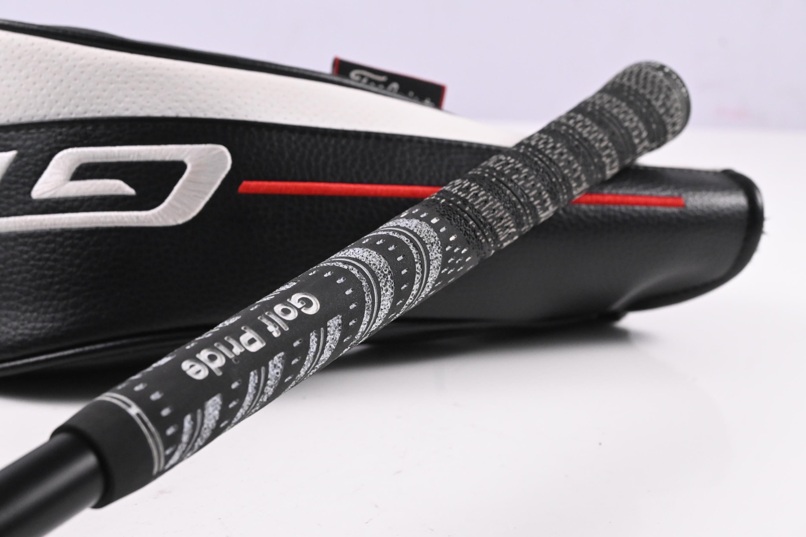 Titleist GT2 #5 Wood / 18 Degree / X-Flex HZRDUS GEN5 Black 80 Shaft