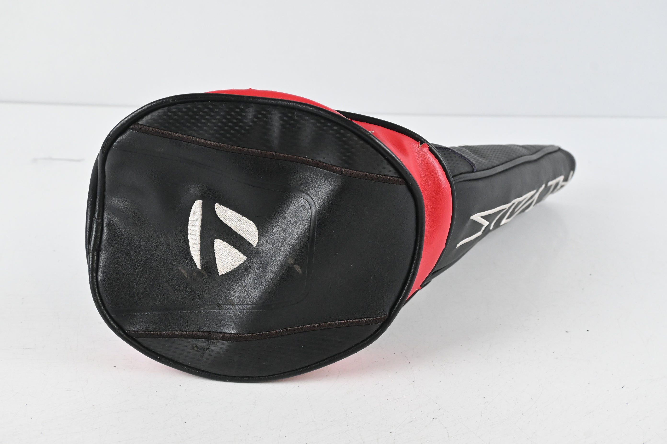 Taylormade Stealth Plus Driver / 10.5 Degree / Stiff Flex HZRDUS Smoke Red RDX