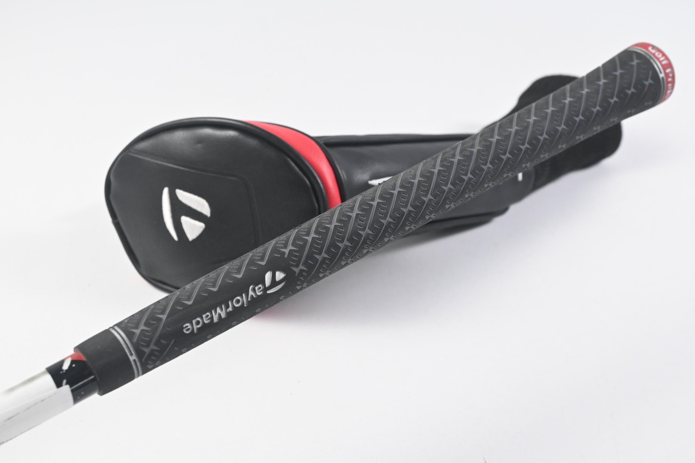 Taylormade Stealth 2 Plus #3 Hybrid / 19.5 Degree / Stiff Flex Kai'li Red 85 Shaft