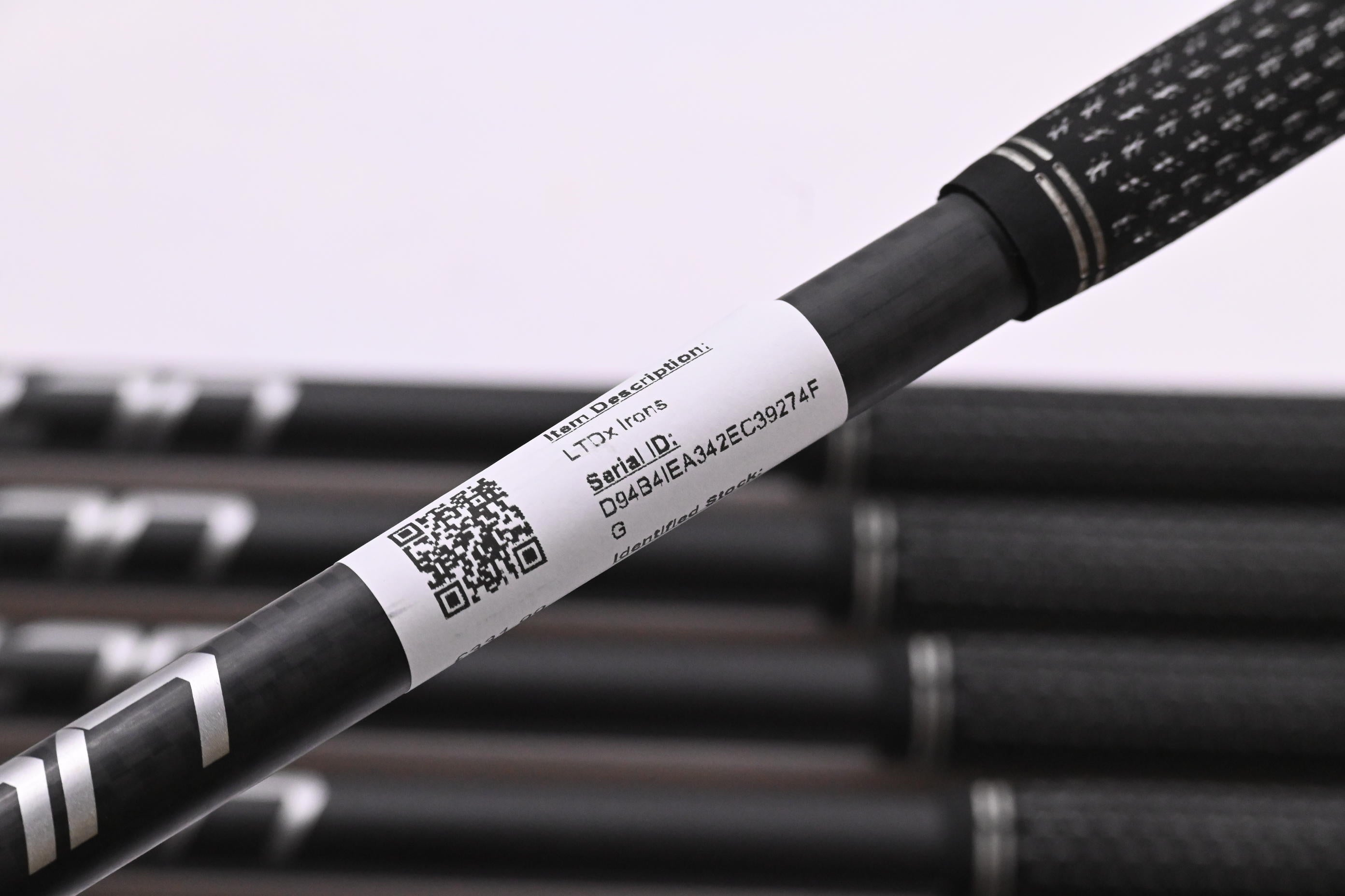 Cobra LTDx Irons / 6-PW+GW / Regular Flex Cobra Ultralite 50 Shafts