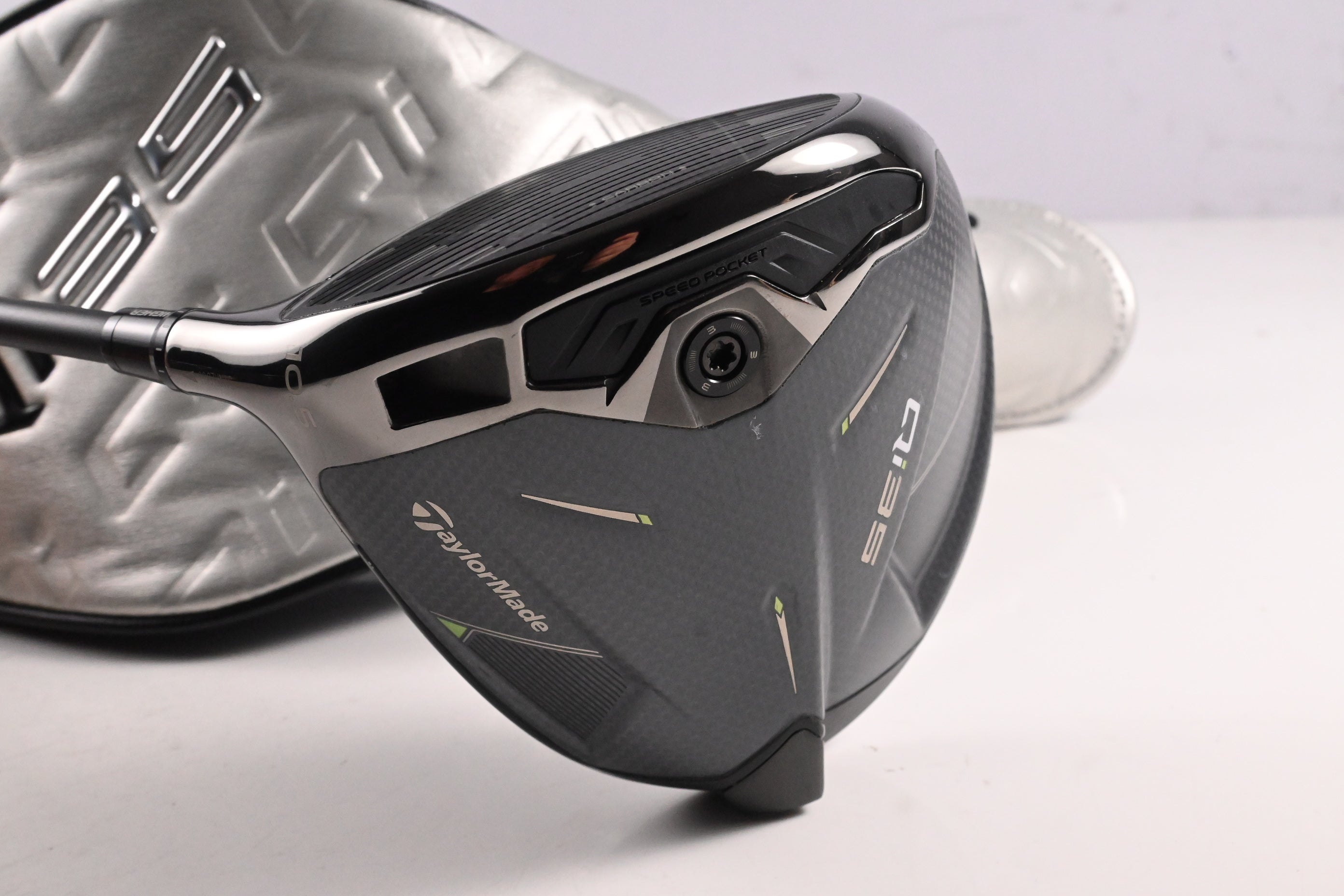 Left Hand Taylormade Qi35 Driver / 10.5 Degree / Regular Flex Ventus Blue 5