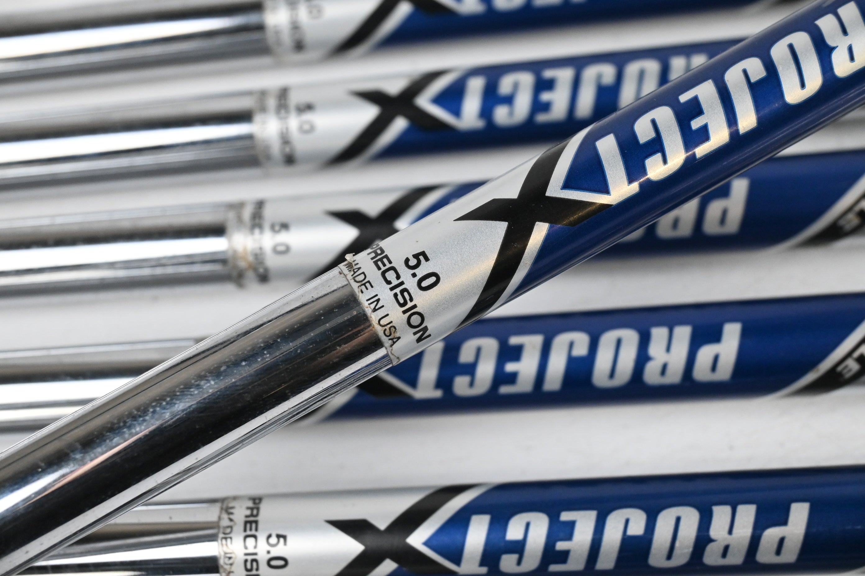 Bridgestone J40 Dual Pocket Cavity Irons / 4-PW / Regular Flex Project X Precision