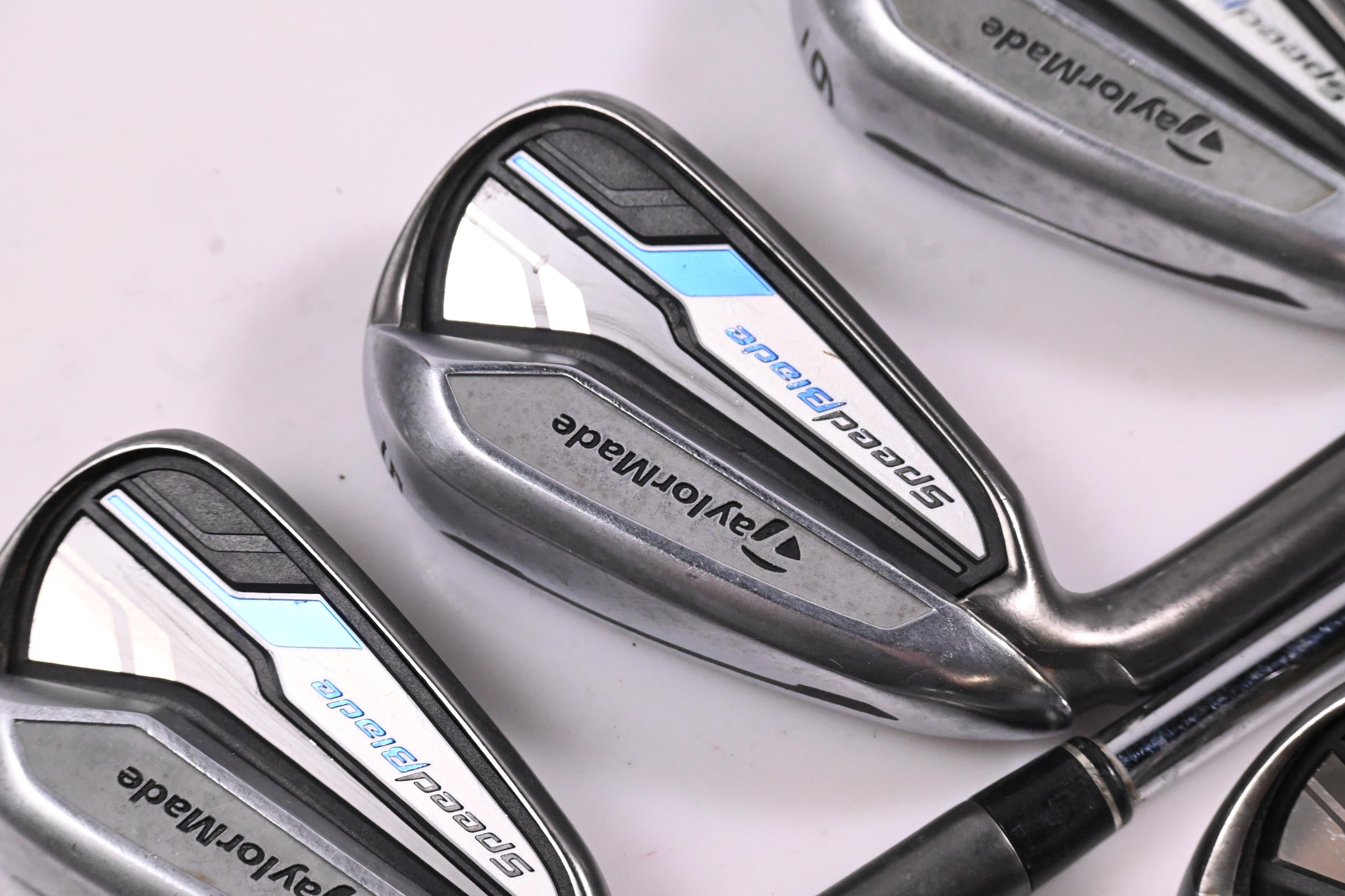 Left Hand Taylormade Speedblade Irons / 4-PW+SW / Regular Flex SpeedBlade 85