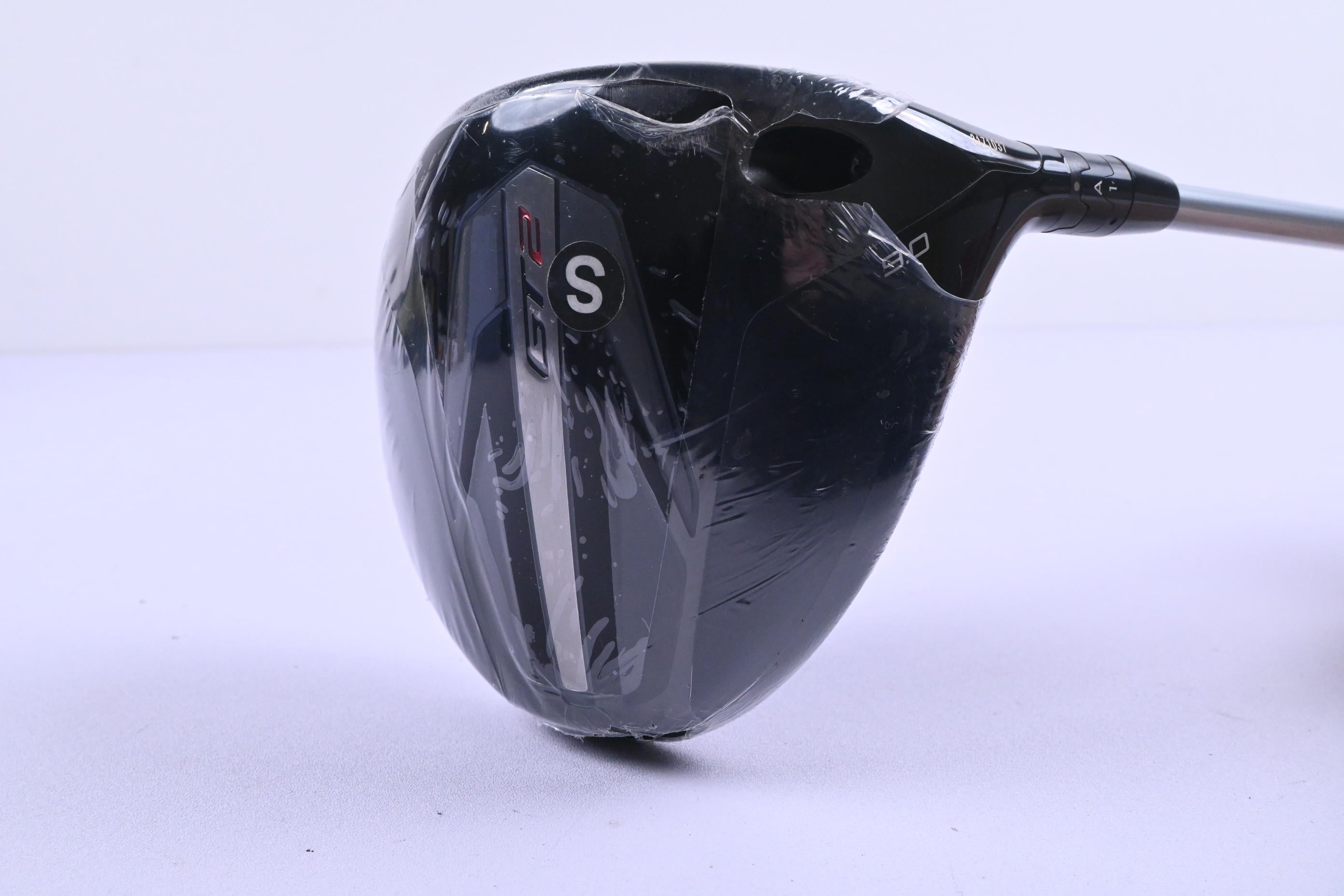 Titleist GT2 Driver / 9 Degree / Regular Flex Fujikura Air Speeder 40