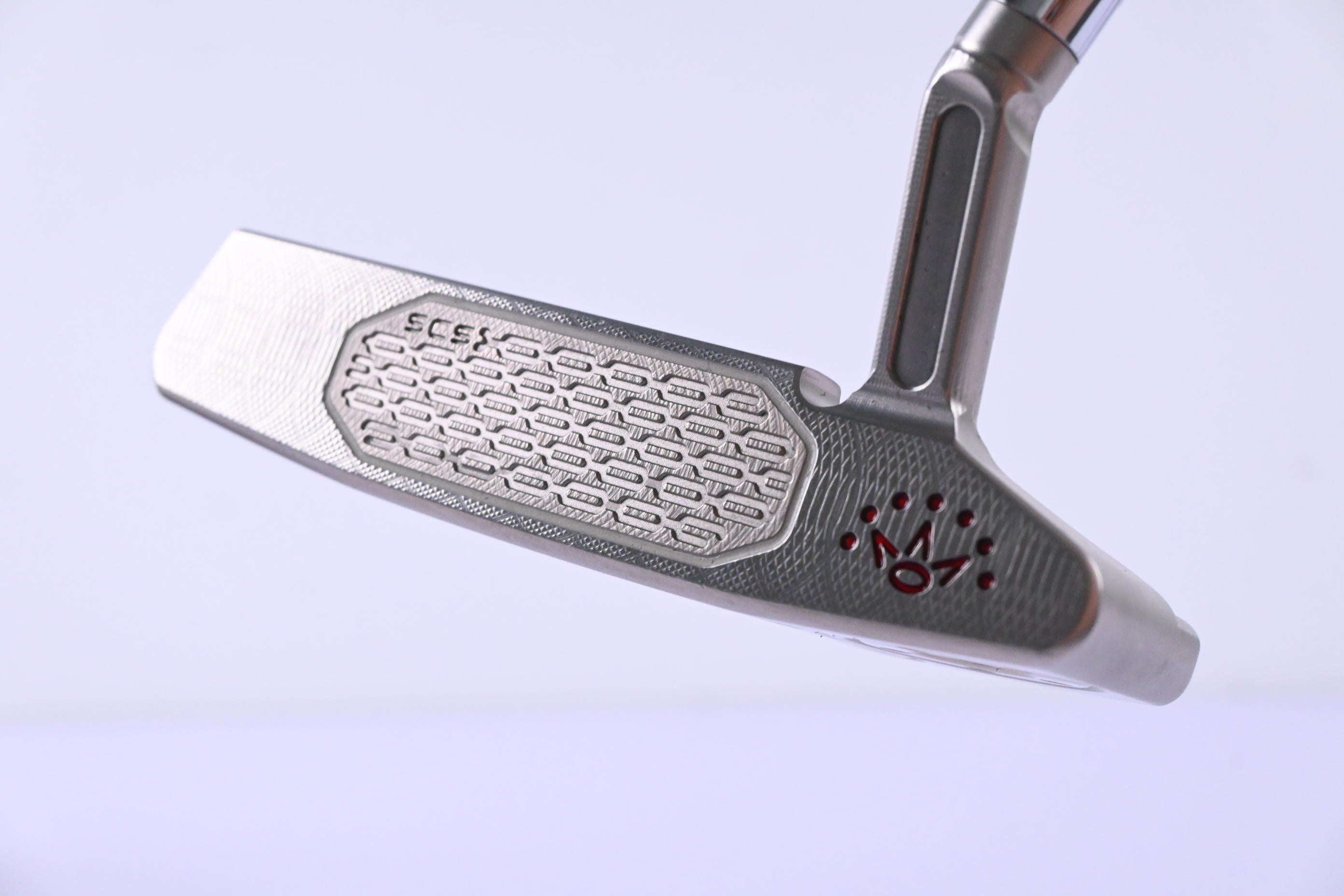 Scotty Cameron 2025 Studio Style Newport 2.5+ Putter / 33 Inch