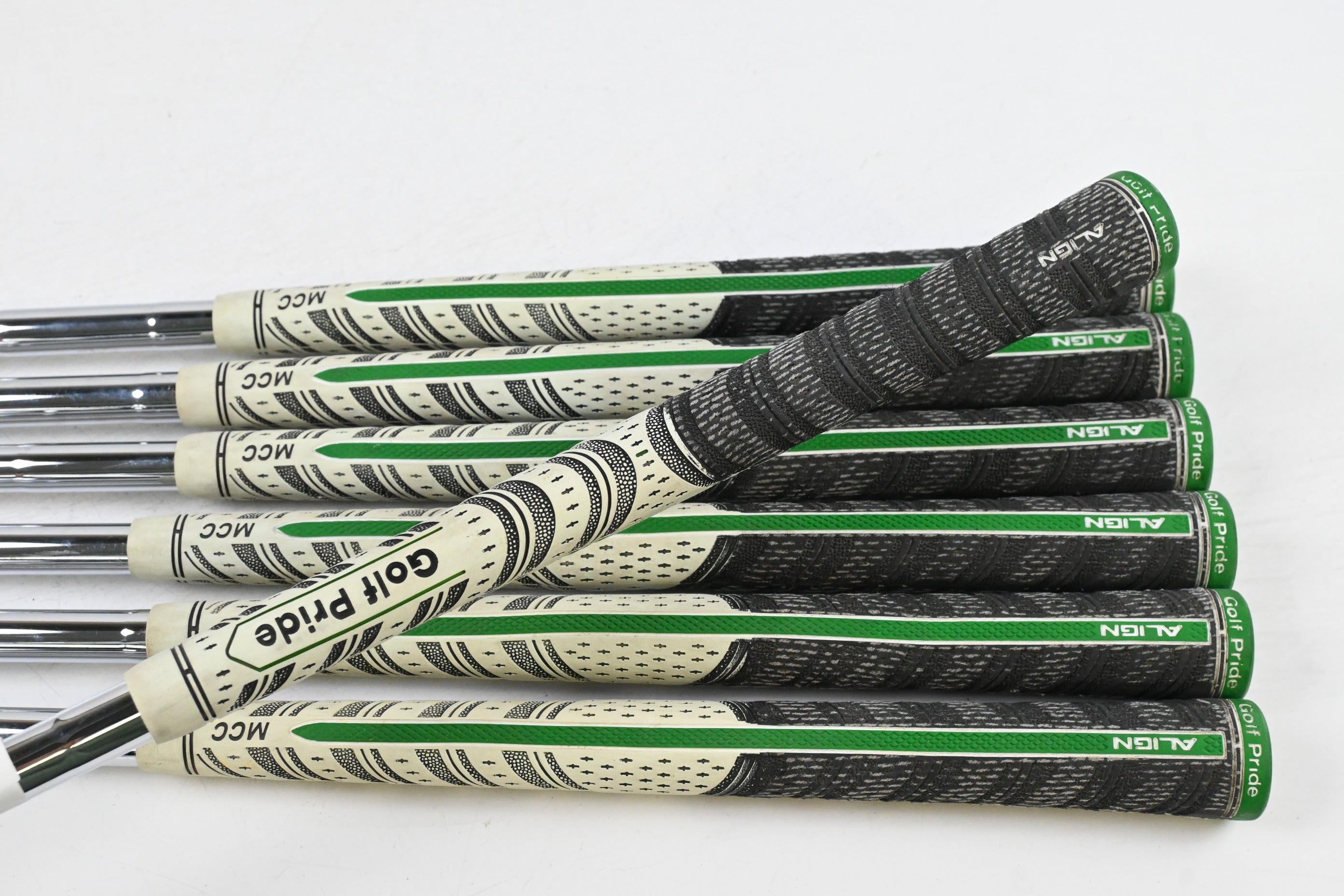 Titleist 718 AP2 Irons / 4-PW / Stiff Flex AMT Tour White S300 Shafts