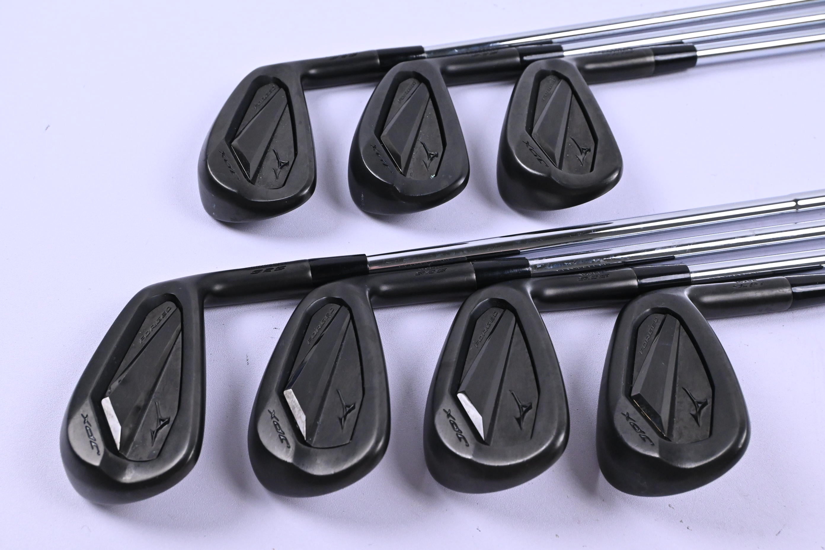 Mizuno JPX 925 Forged Irons / 4-PW / Regular Flex Dynamic Gold Mid 100 Shafts