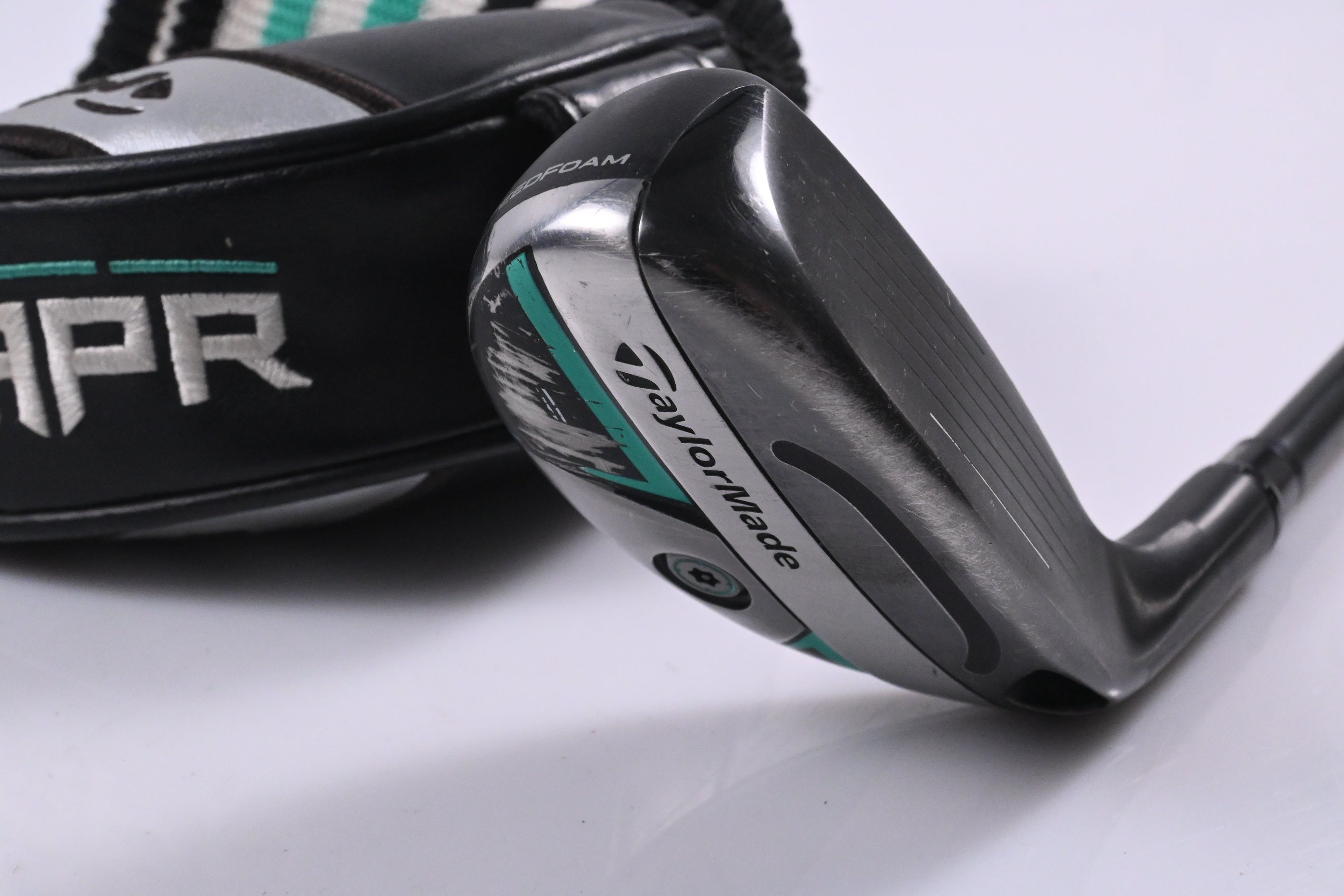 Taylormade GAPR Hi #3 Hybrid / 19 Degree / Stiff Flex KBS Hybrid 80 Shaft