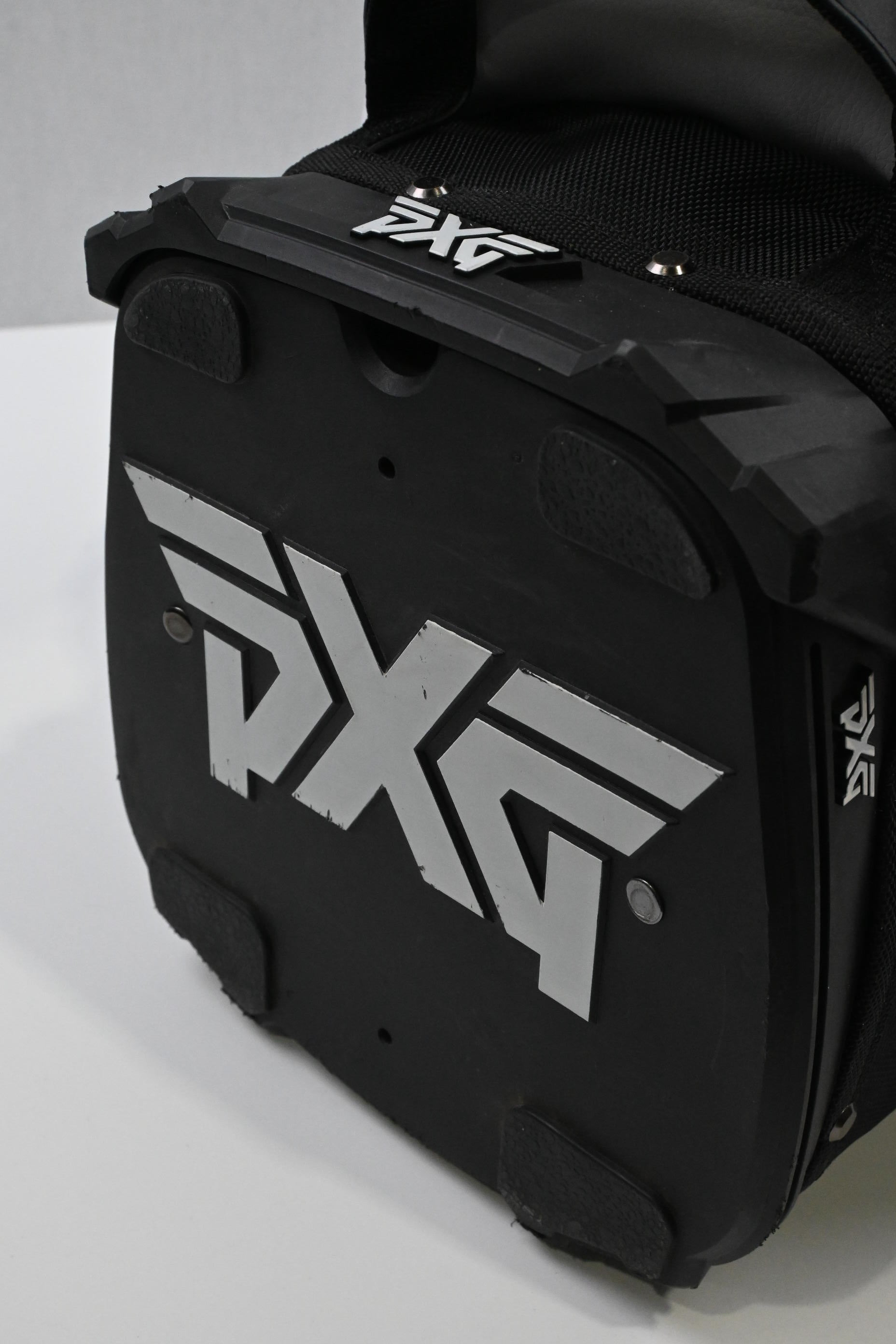 PXG Golf Stand Bag / 6 Way Divider / Black & White