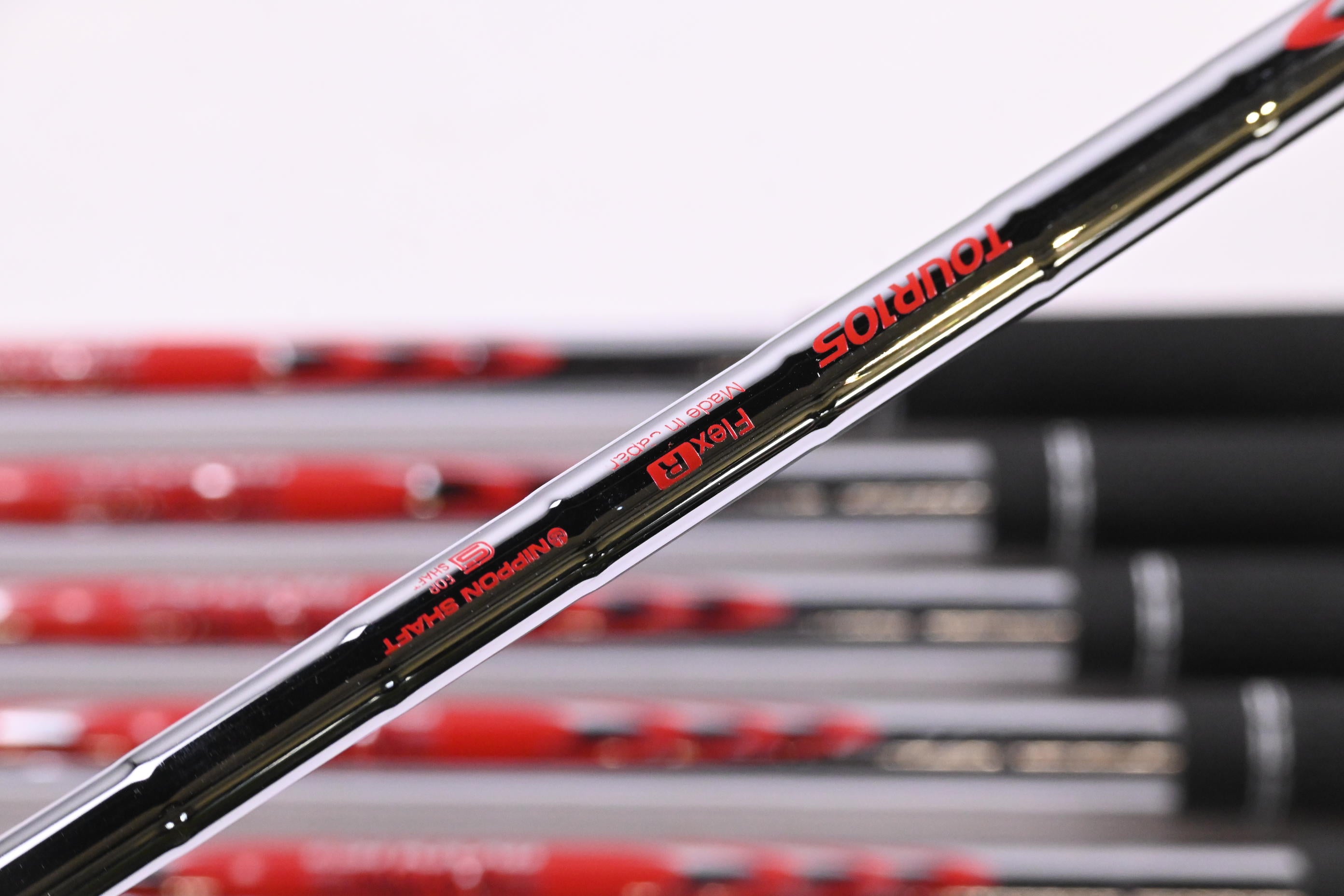 Ping I240 Irons / 4-PW / Red Dot / Regular Flex N.S.Pro Modus3 Tour 105 Shafts