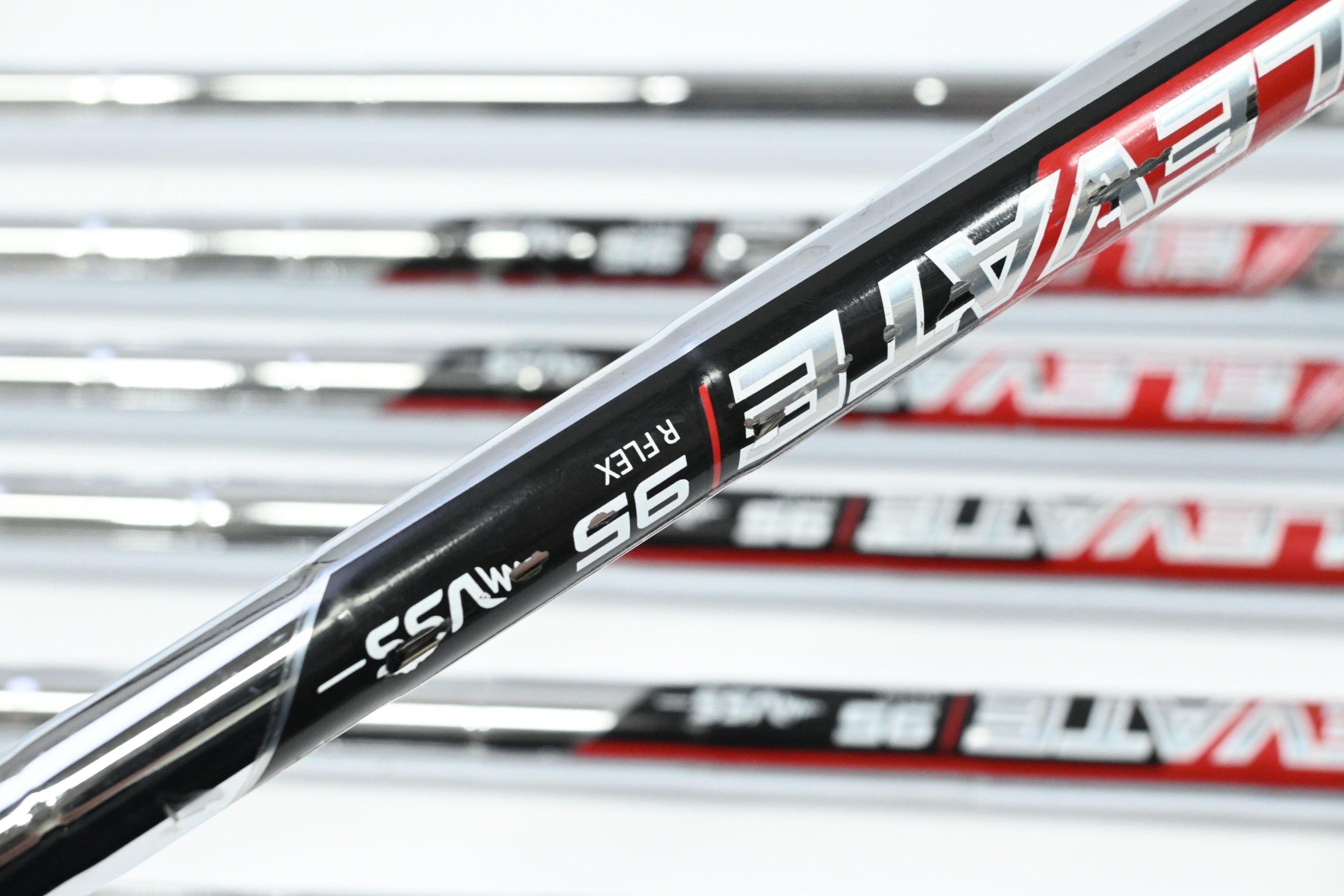 Callaway Mavrik Irons / 5-PW+AW / Regular Flex Elevate 95 Shafts