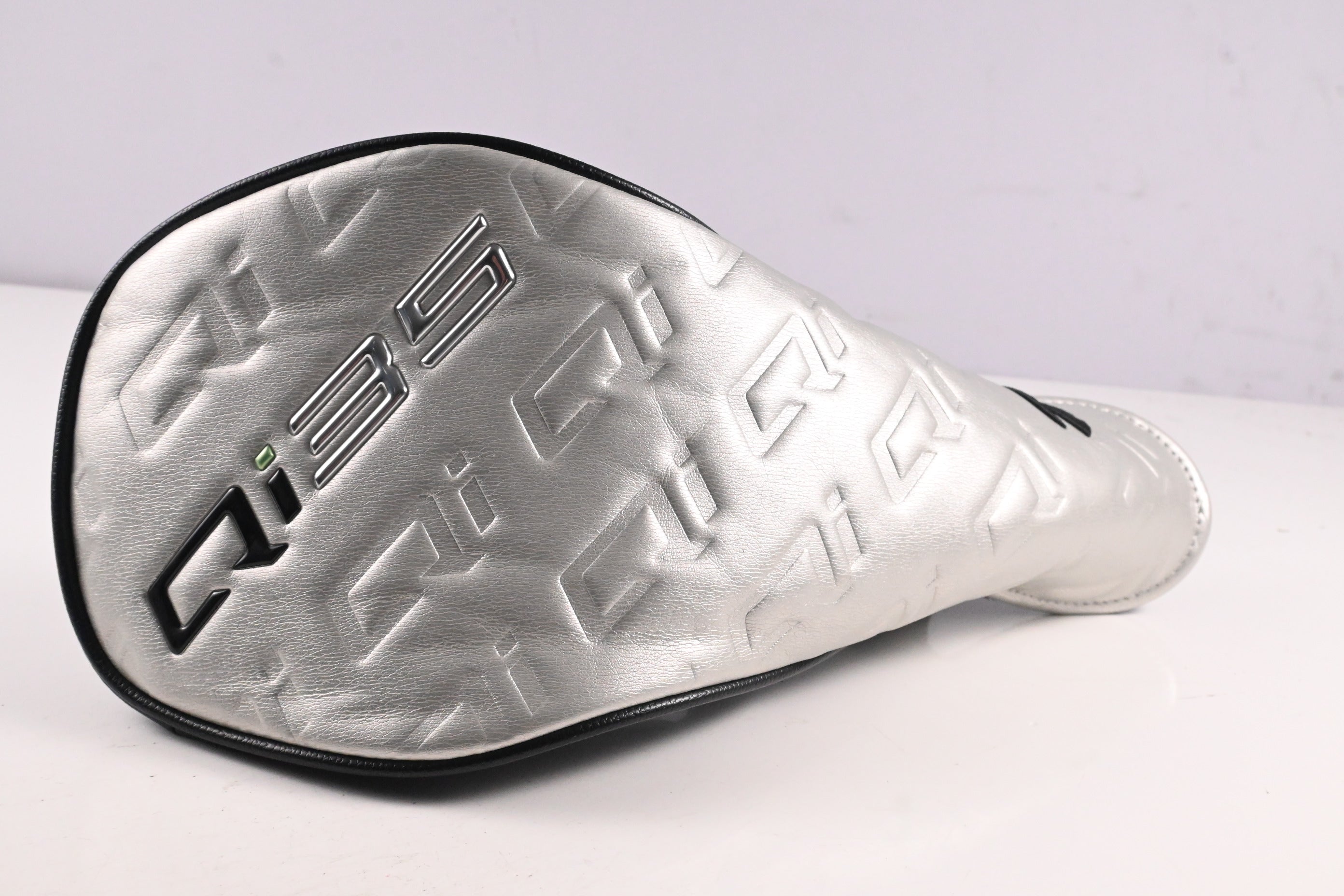 Left Hand Taylormade Qi35 Driver / 10.5 Degree / Regular Flex Ventus Blue 5