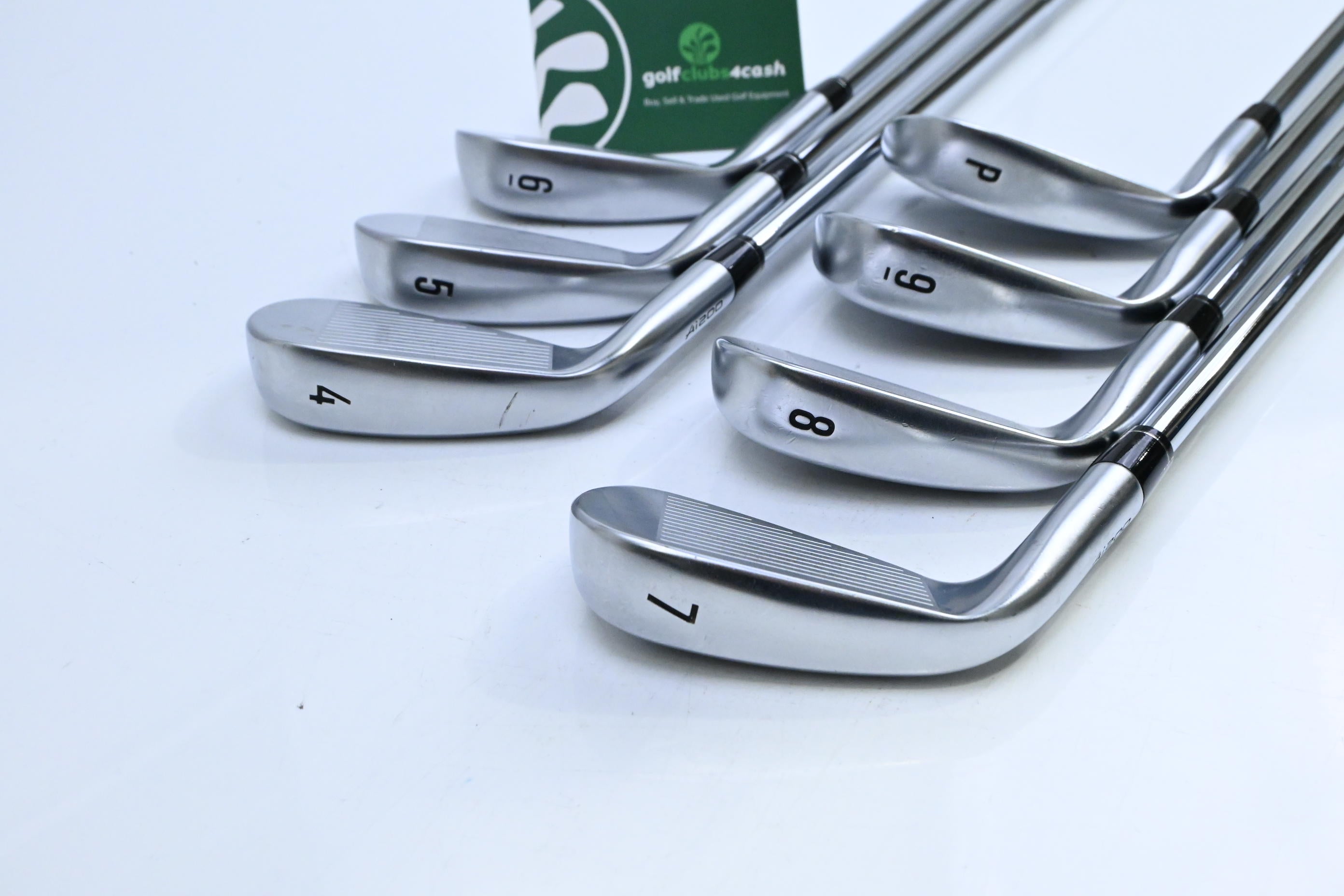 Callaway Apex Ai200 Irons / 4-PW / Regular Flex Dynamic Gold Mid 100 R300 Shafts