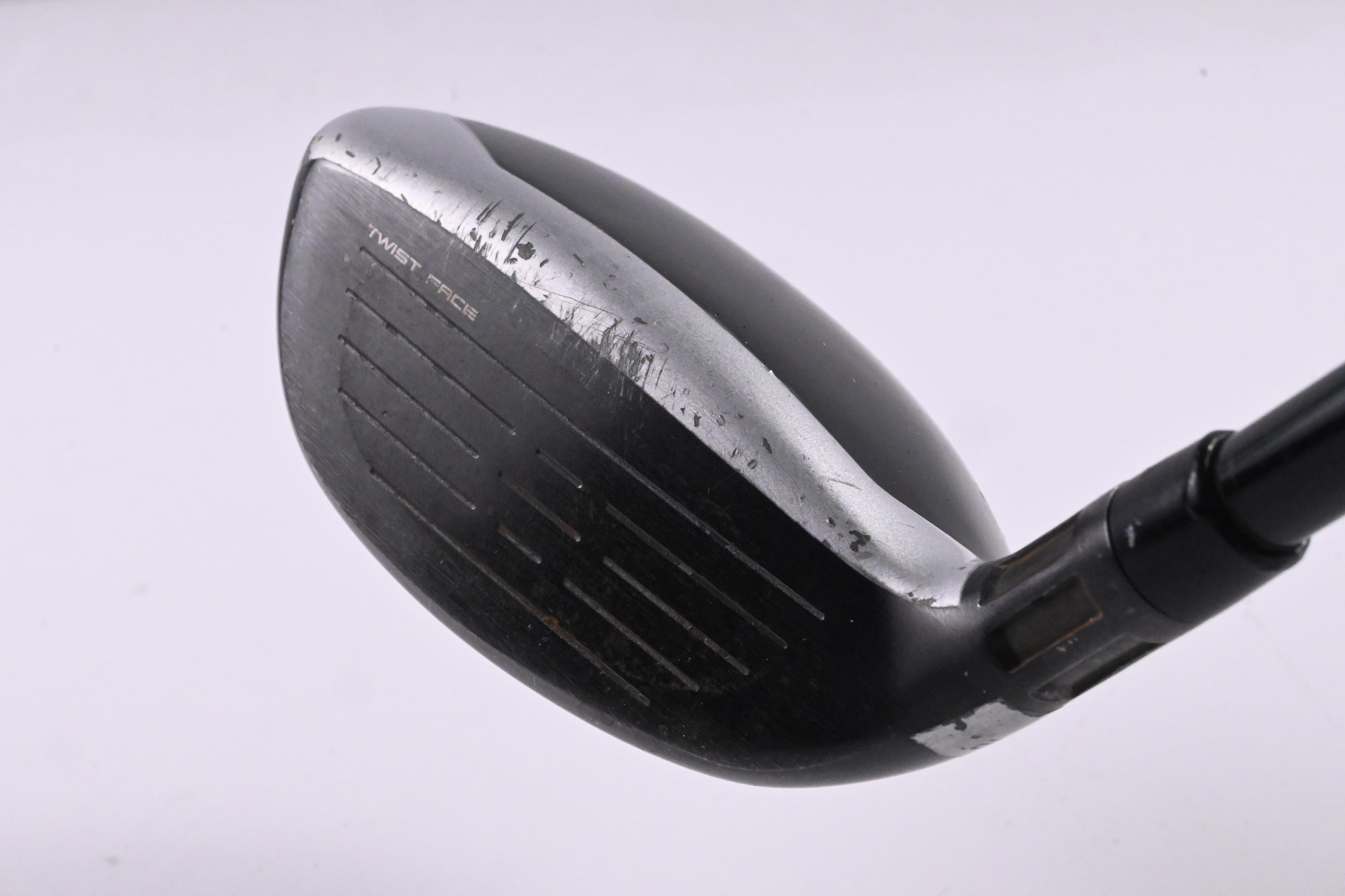 Taylormade M6 #4 Hybrid / 22 Degree / Stiff Flex Fujikura Atmos Orange 7 Shaft
